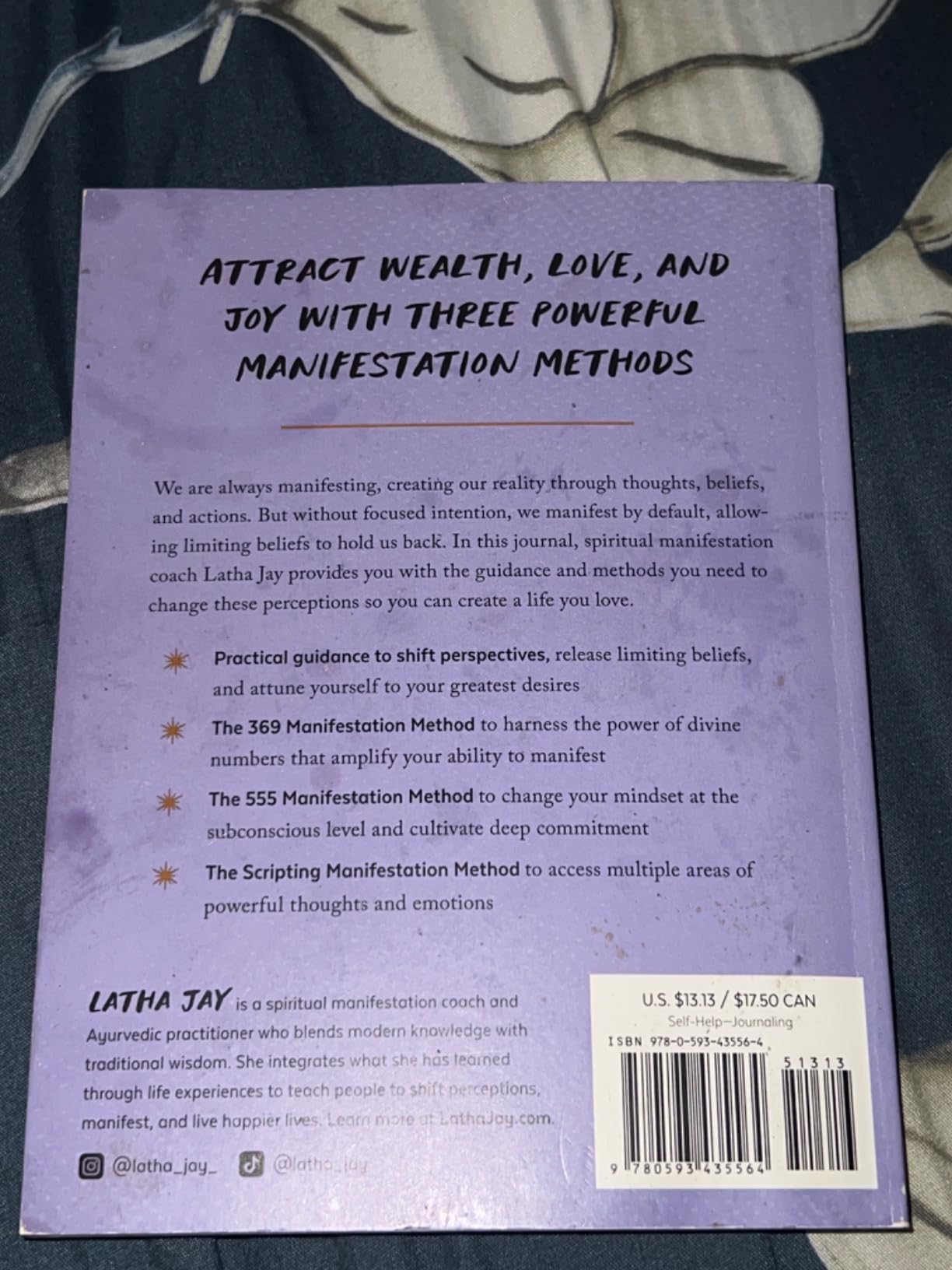 Law of Attraction Manifestation Journal: A Guided Journal for Manifesting Your Deepest Desires customer photo 1