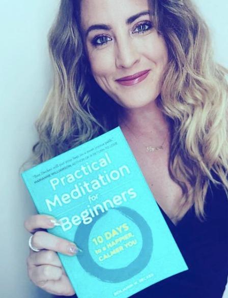 Practical Meditation for Beginners: 10 Days to a Happier, Calmer You customer photo 1