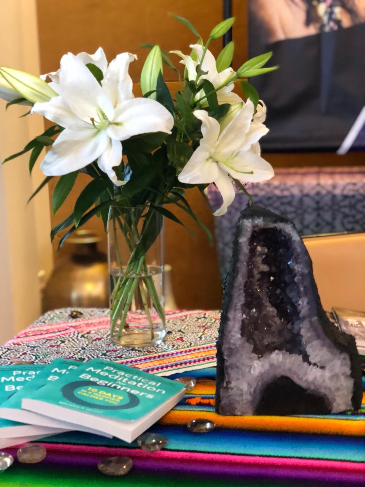 Practical Meditation for Beginners: 10 Days to a Happier, Calmer You customer photo 2