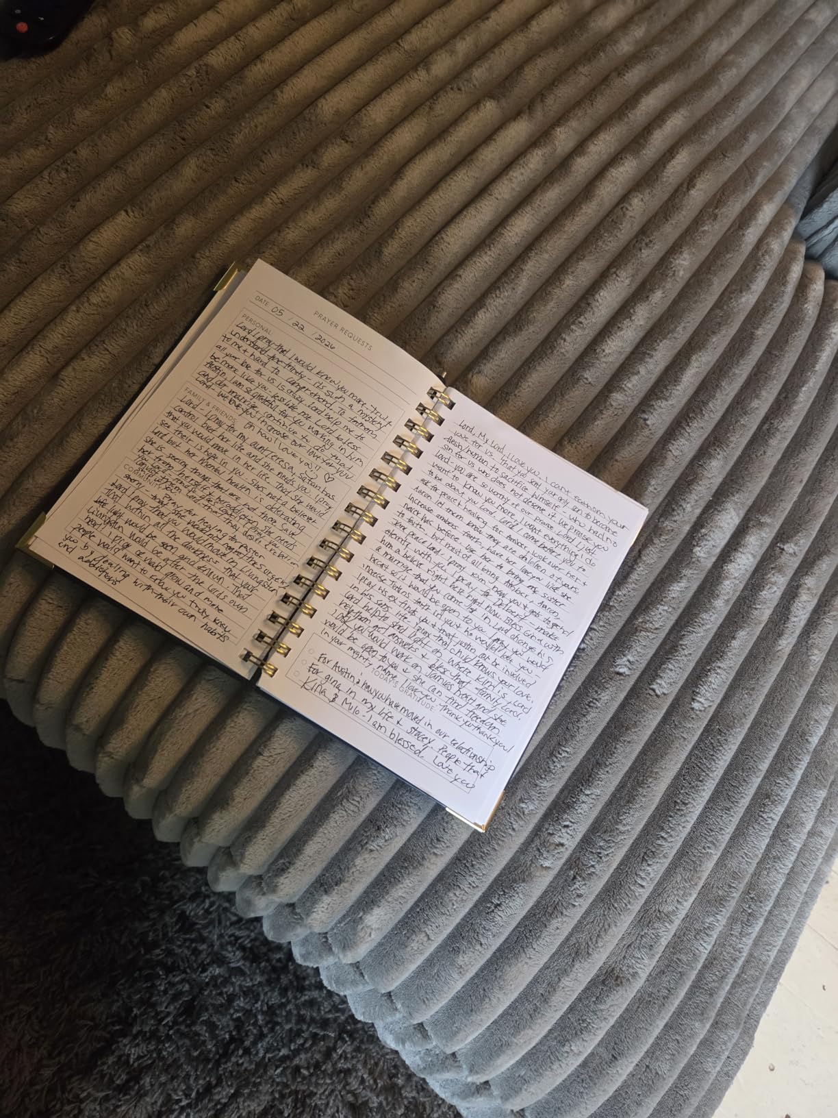 Prayer Journal for Women: An Inspirational Christian Bible Journal, Prayer Notebook & Devotional (Premium Gold Spiral-Bound Hardcover) customer photo 1