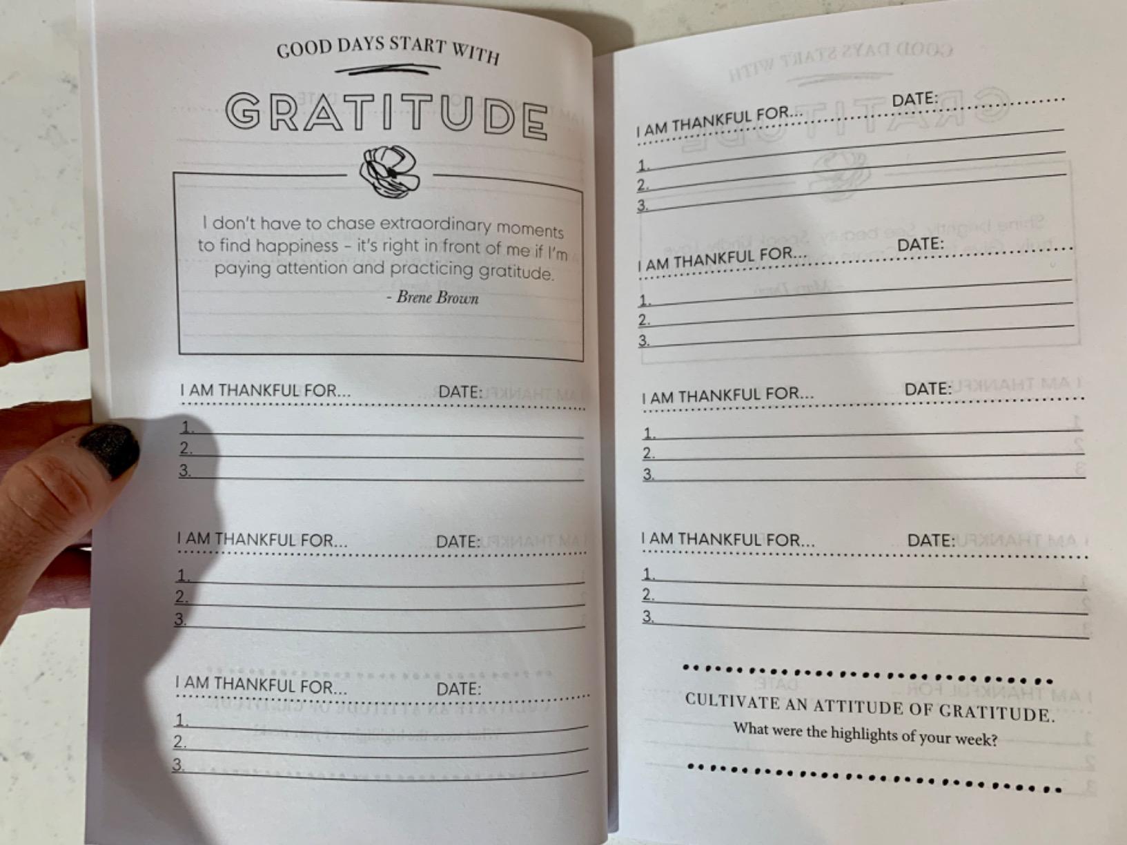 Good Days Start With Gratitude: A 52 Week Guide To Cultivate An Attitude Of Gratitude: Gratitude Journal customer photo 1