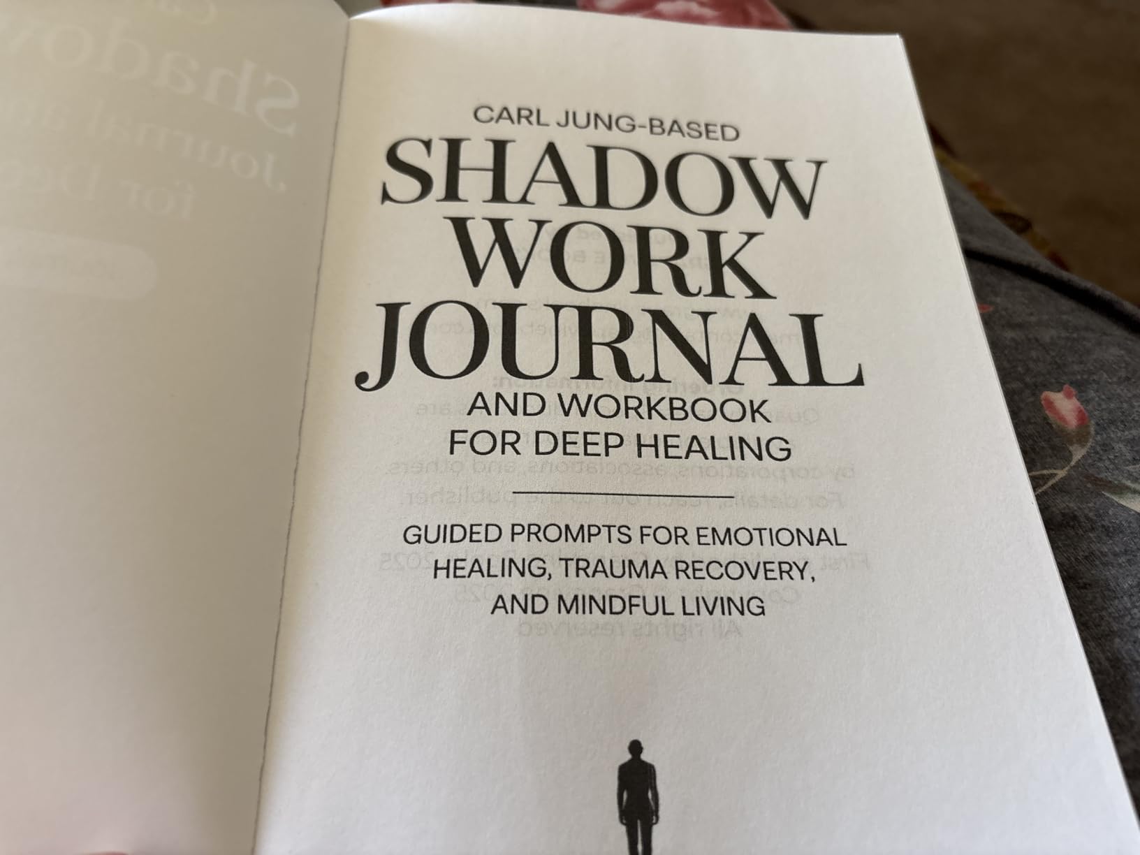 Carl Jung-Based Shadow Work Journal and Workbook for Deep Healing: Guided Prompts for Emotional Healing, Trauma Recovery, and Mindful Living customer photo 1