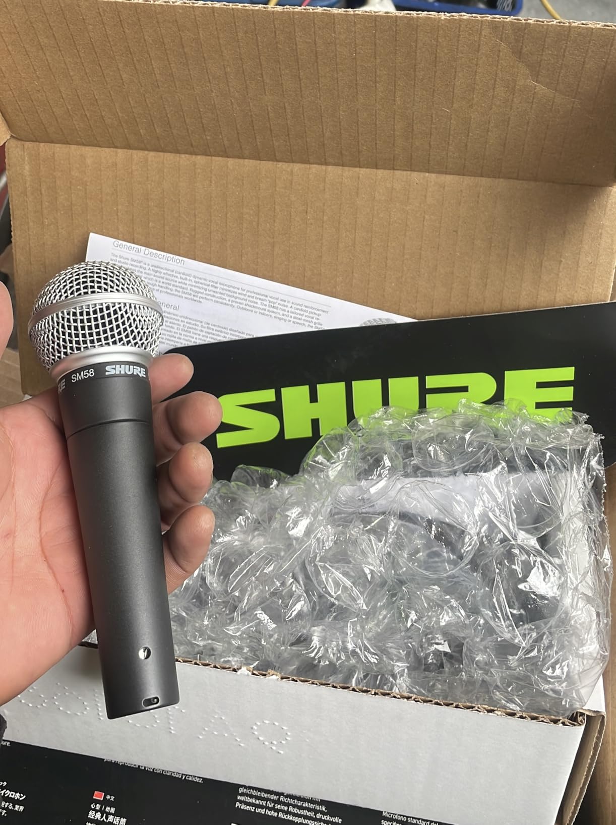 Shure SM58 Professional Dynamic Vocal Microphone with 25-Foot XLR Cable - Cardioid Mic for Live Performance, Studio Recording, Podcasting & Streaming (SM58-CN) customer photo 2