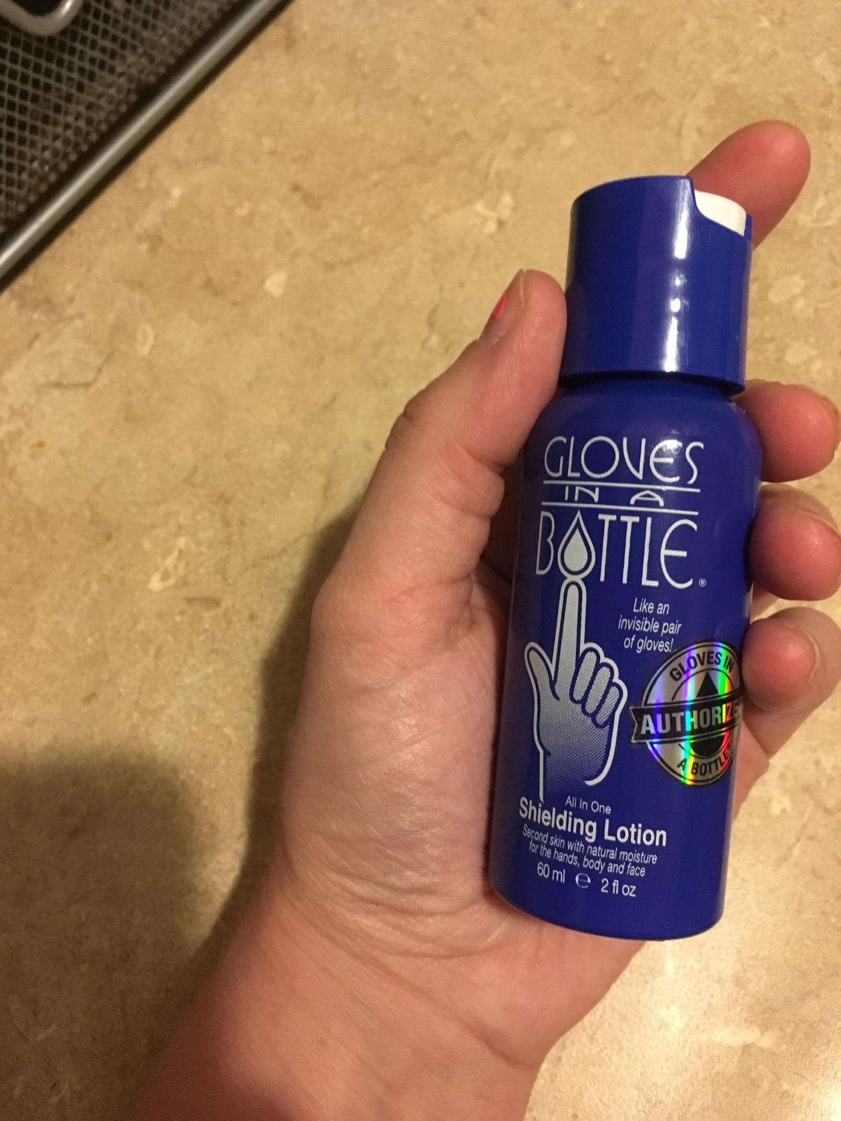Gloves In A Bottle Shielding Lotion for Nurses - Protective Barrier Hand Lotion customer photo 1