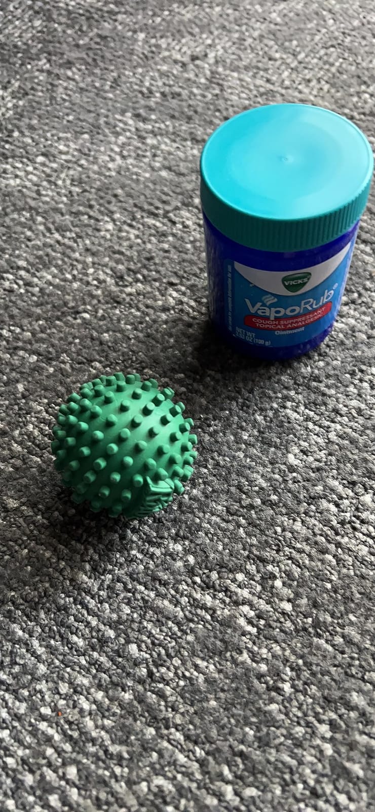 Due North Foot Rubz Hand & Back Massage Ball - Relieve Pain from Plantar Fasciitis, Tight Muscles & Sore Feet - Massage Tool customer photo 2