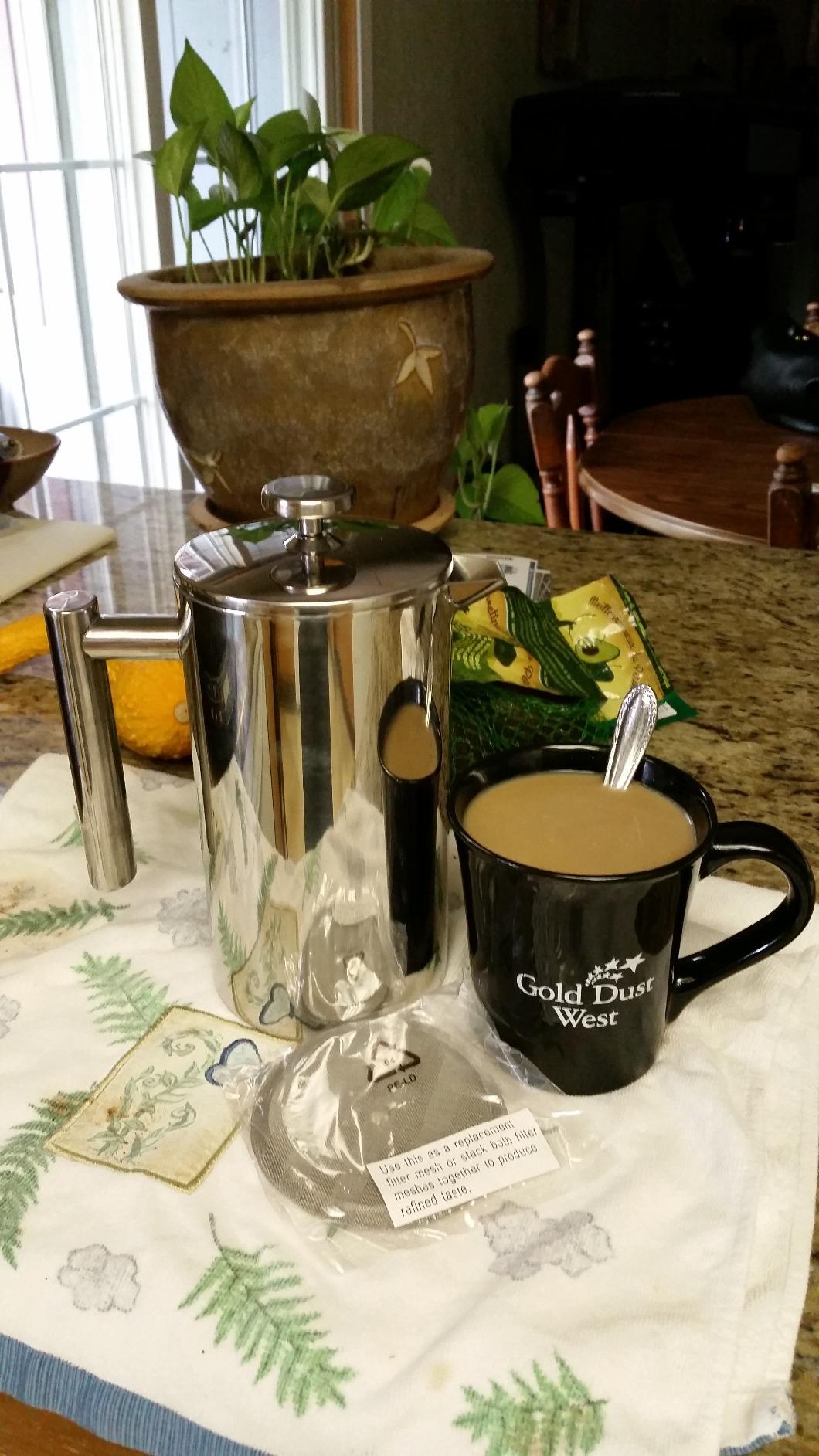Secura French Press Coffee Maker, 304 Grade Stainless Steel Insulated Coffee Press with 2 Extra Screens, 34oz (1 Litre), Silver customer photo 2