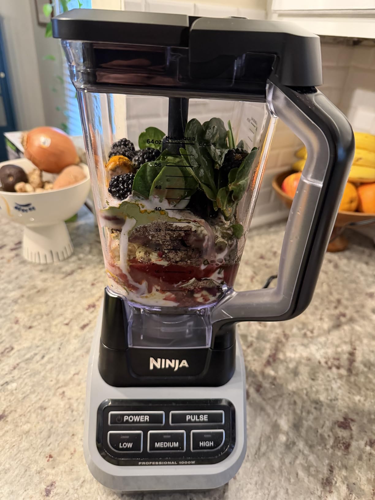 Ninja Professional Blender, 1000W, Total Crushing Tech, 72oz Pitcher, BL610 customer photo 2