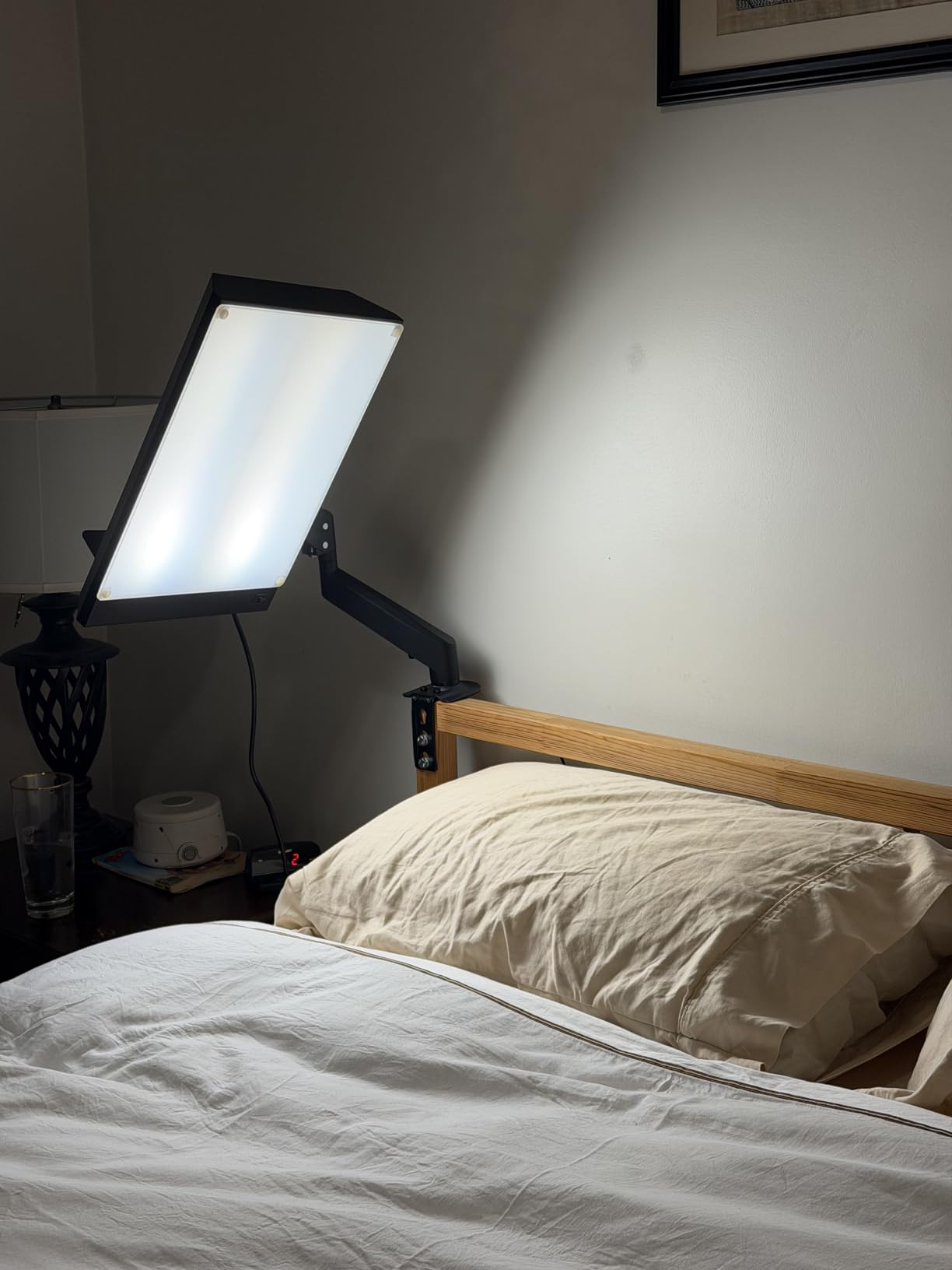 Northern Light Technologies Boxelite - 10000 Lux Light Therapy Lamp - Full Spectrum Lightbox Therapy Light for Natural Mood and Energy Enhancement, Sunlight Desk Lamp customer photo 1