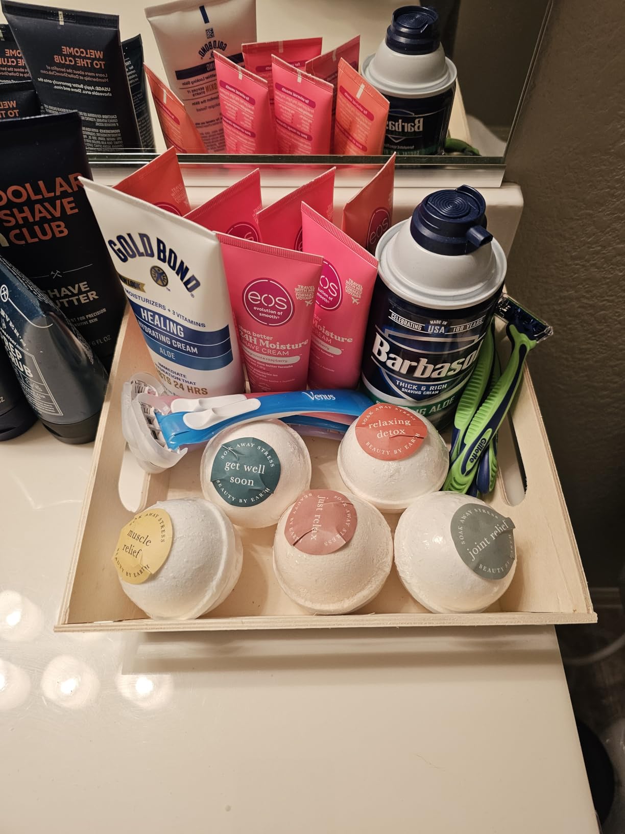 Bath Bombs Gift Set - USA Made with Organic & Natural Ingredients | Relaxing Spa Gifts for Women & Men customer photo 1