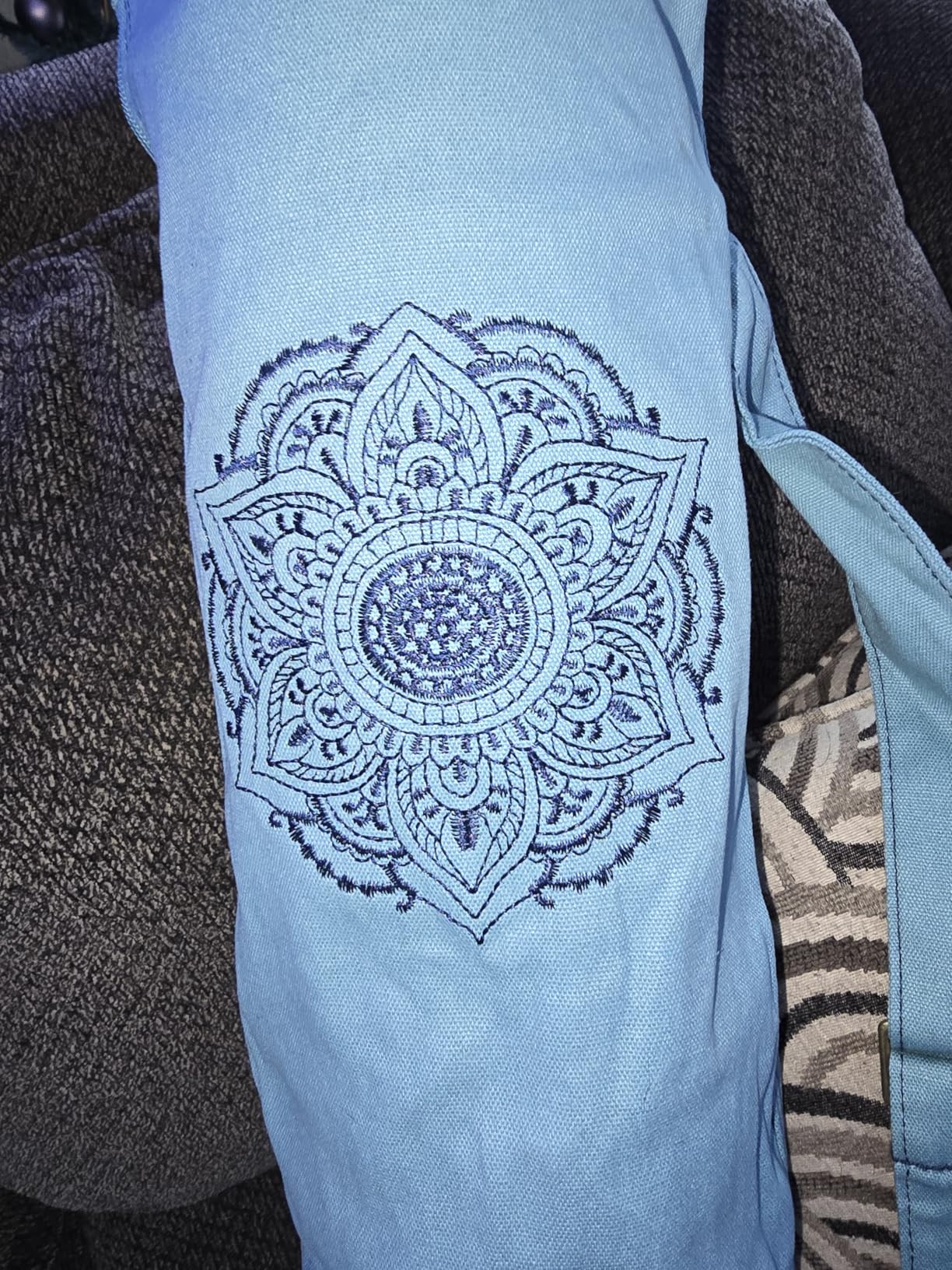 Gaiam Cargo Yoga Mat Bag, Full-Zip Carrier | Fits Most Mats | Front Zip Pocket | Phone Pocket & Earbuds Slit | Adjustable Strap | Women & Men customer photo 1