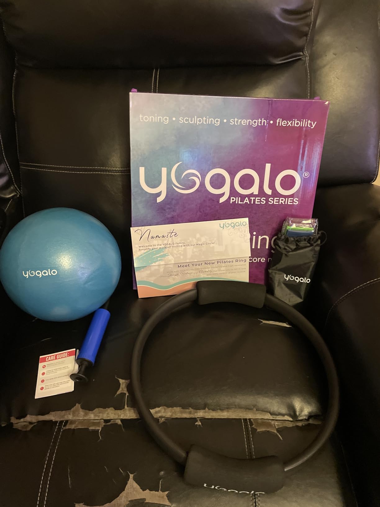 Pilates Ring and Ball Set with 3 Resistance Bands - Pilates Equipment for Home Workout - Magic Circle Pilates Ring 14 Inch to Tone, Sculpt and Strengthen - Fitness Ring for Yoga and Pilates customer photo 1