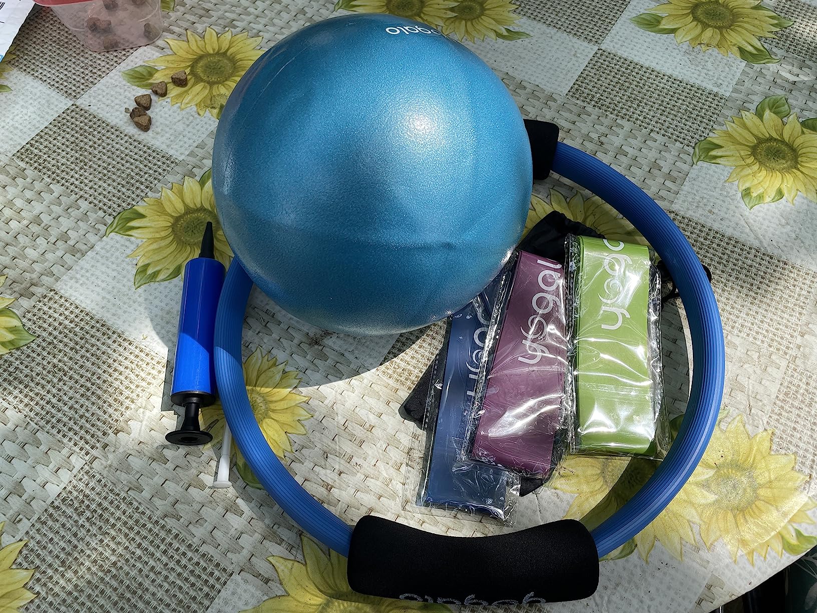Pilates Ring and Ball Set with 3 Resistance Bands - Pilates Equipment for Home Workout - Magic Circle Pilates Ring 14 Inch to Tone, Sculpt and Strengthen - Fitness Ring for Yoga and Pilates customer photo 2
