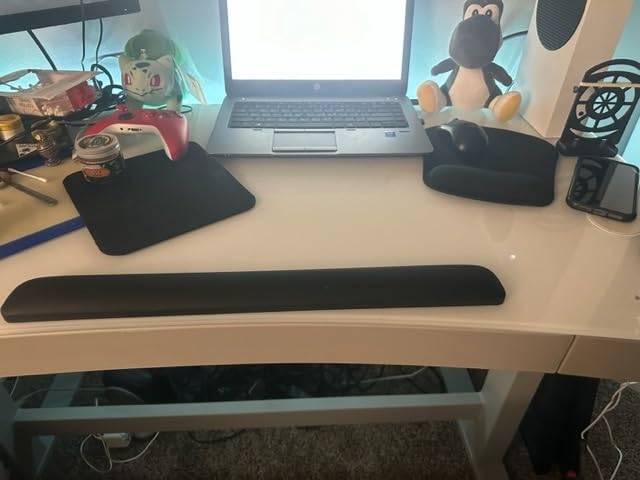 3M Gel Wrist Rest for Keyboards, Soothing 3M Gel Technology and Satin Smooth Cover for All Day Comfort and Support, Durable and Easy to Clean, 19