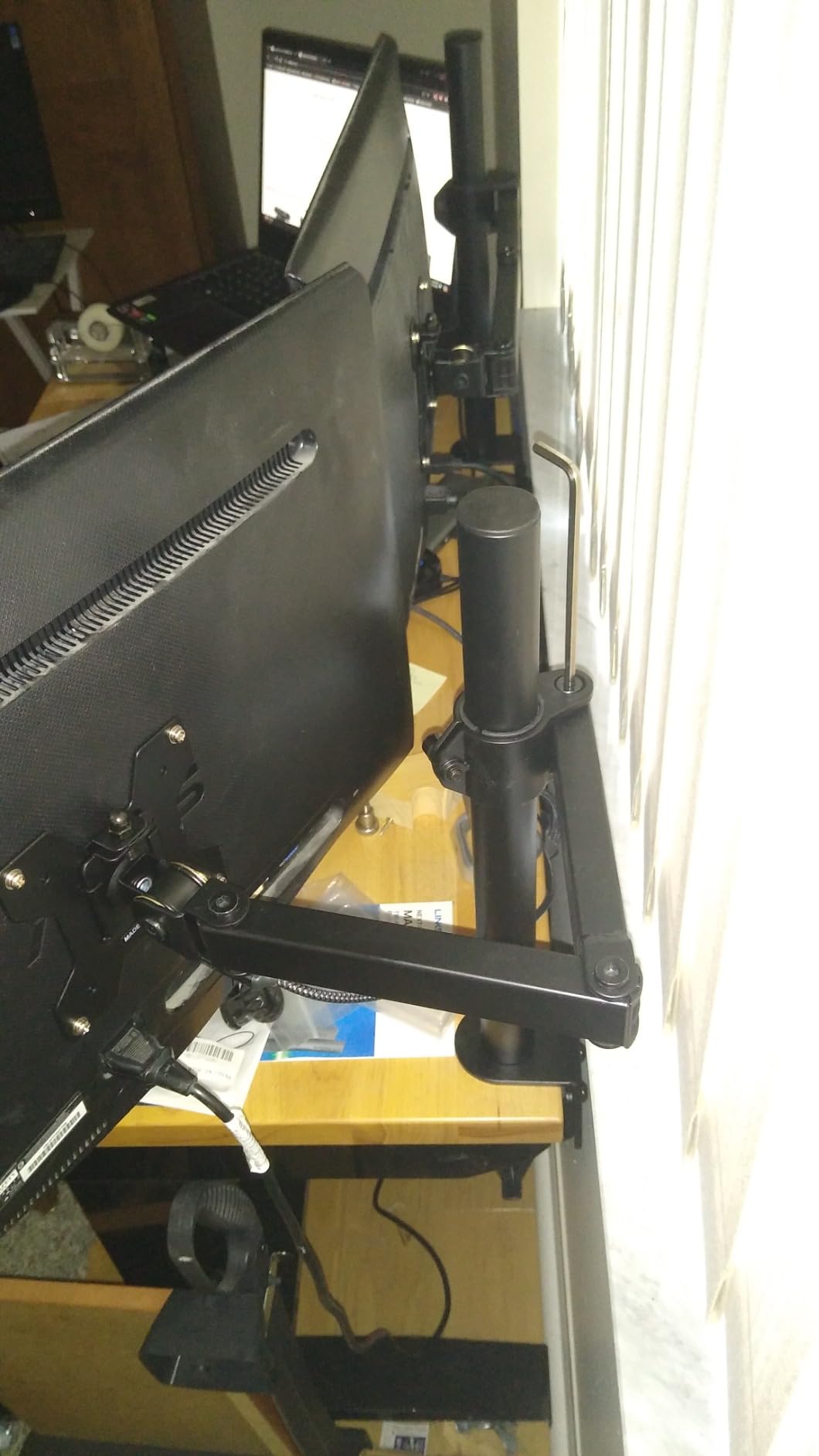 WALI Tall Monitor Arm Mount for Desk, Single Extra Tall Computer Desk Mount, Monitor Bracket Mount Stand Single, up to 34 inch, 22 lbs (M001XL), Black customer photo 2