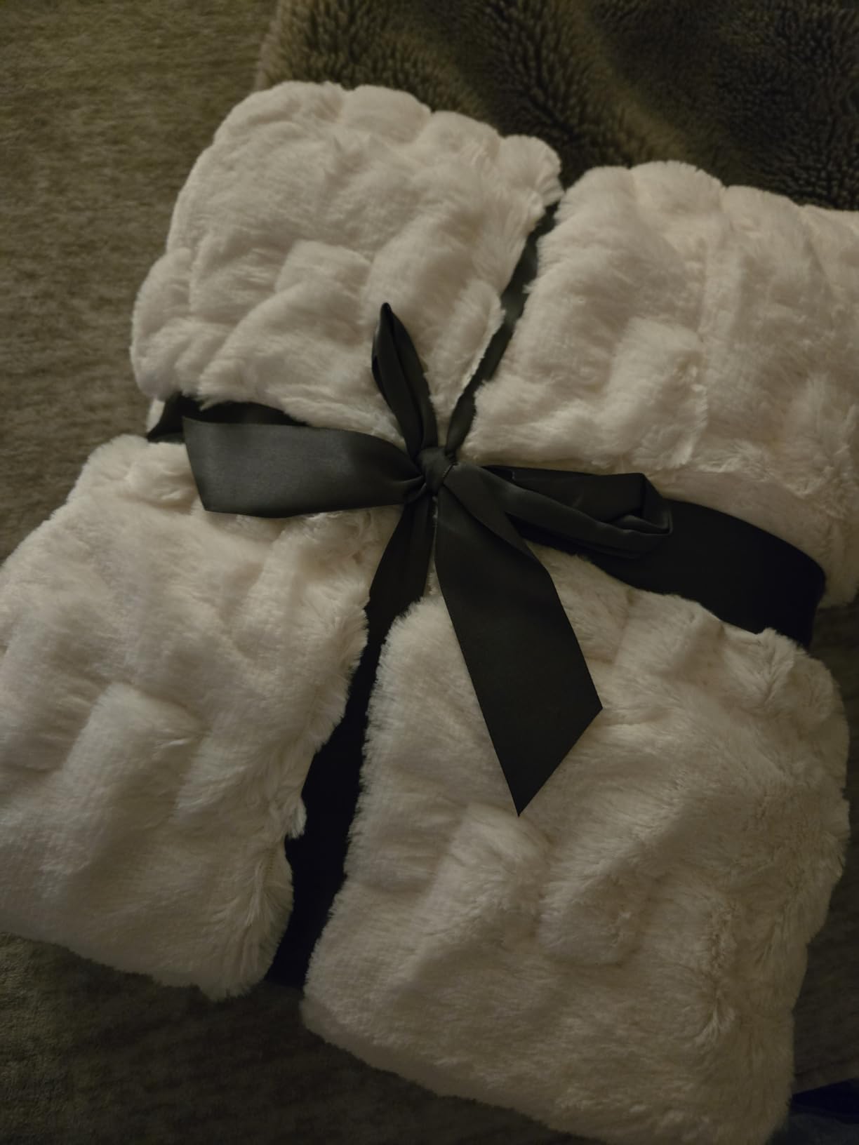 Madison Park Ruched Fur Luxury Throw Premium Soft Cozy Brushed Long Faux Fur For Bed, Couch or Sofa, 50x60