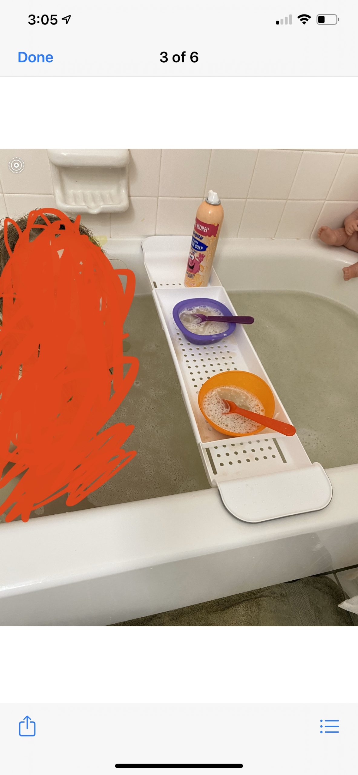 madesmart Expandable Bath Shelf, Adjustable Bathtub Tray for Bath-Night, Holds Glasses, Soaps, Toys & Bath Essentials, Non-Slip Grip, Fits Most Tubs, White customer photo 2