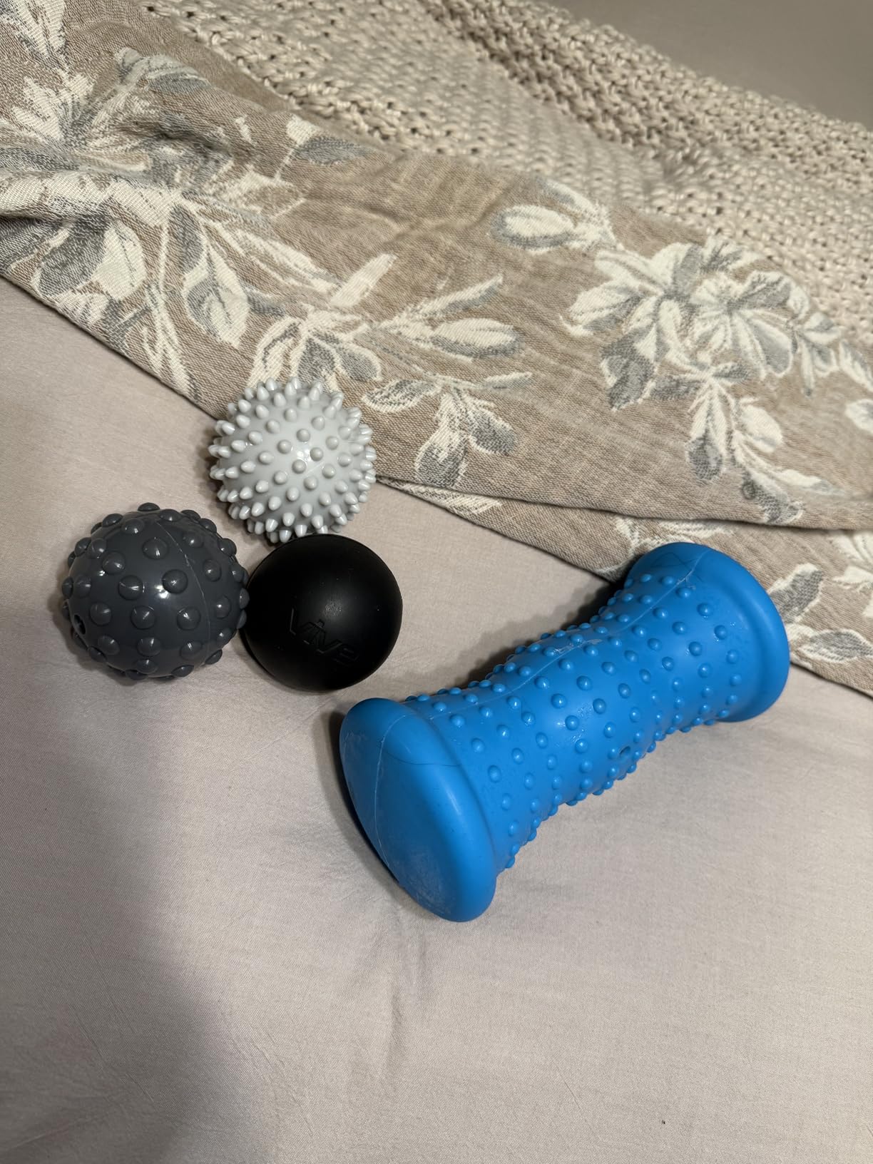 Vive Massage Ball Set (4 Piece) - Plantar Fasciitis Relief Foot Pain Hot Cold Therapy - Heel Spur, Sore Muscle, Trigger Point, Back, Arm, Neck, Shoulder, Leg Circulation Roller customer photo 1