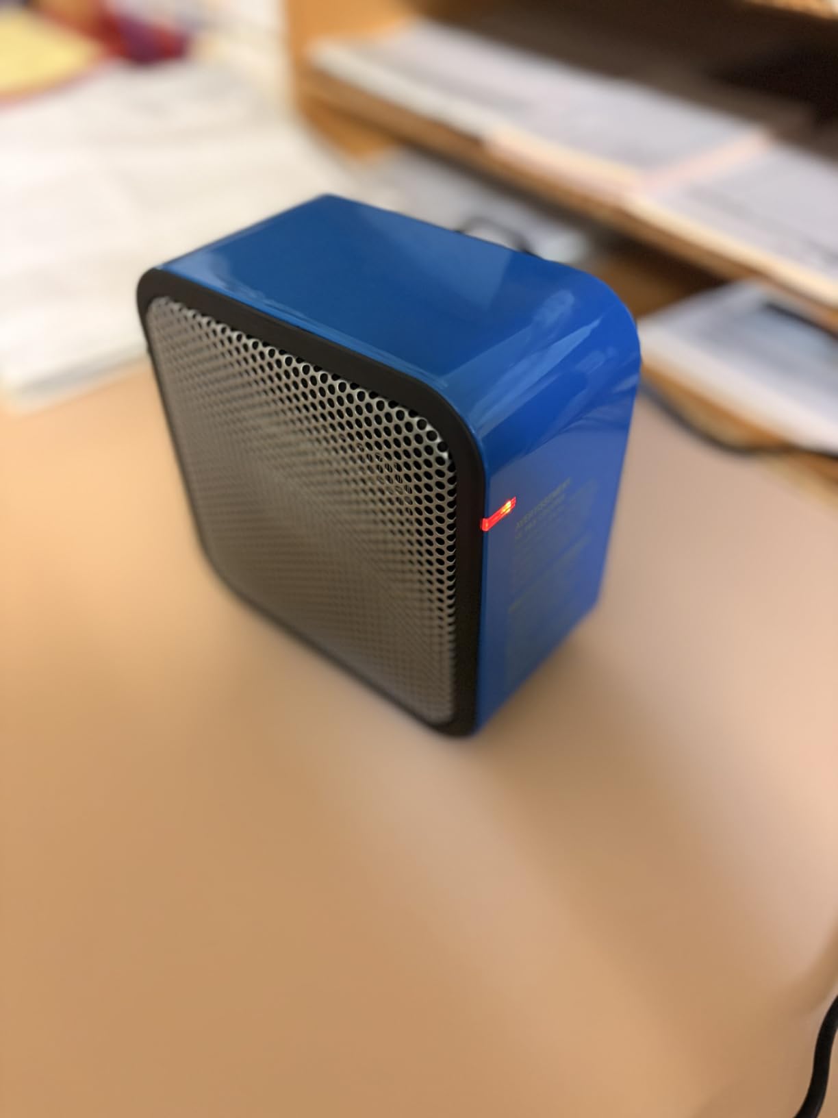 Amazon Basics Ceramic Space Heater, Portable Mini Heater for Office Desk, Indoor Use, 500W, With Tip-Over Protection, Lightweight 1.4 lbs, Pink, 5.9 x 3.2 x 6 inches customer photo 1