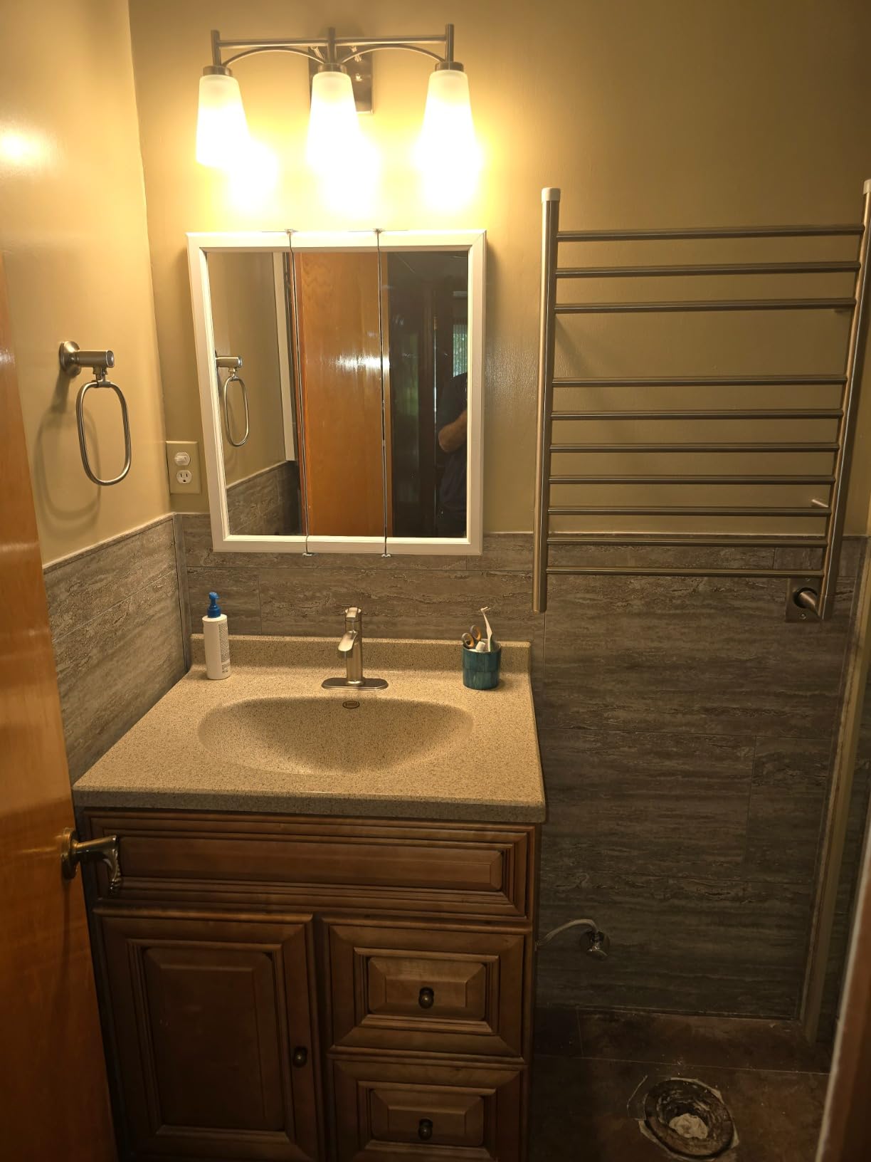 HEATGENE Towel Warmer, Heated Towel Rack, Hardwired, Brushed 304 Stainless Steel Wall-Mounted customer photo 2