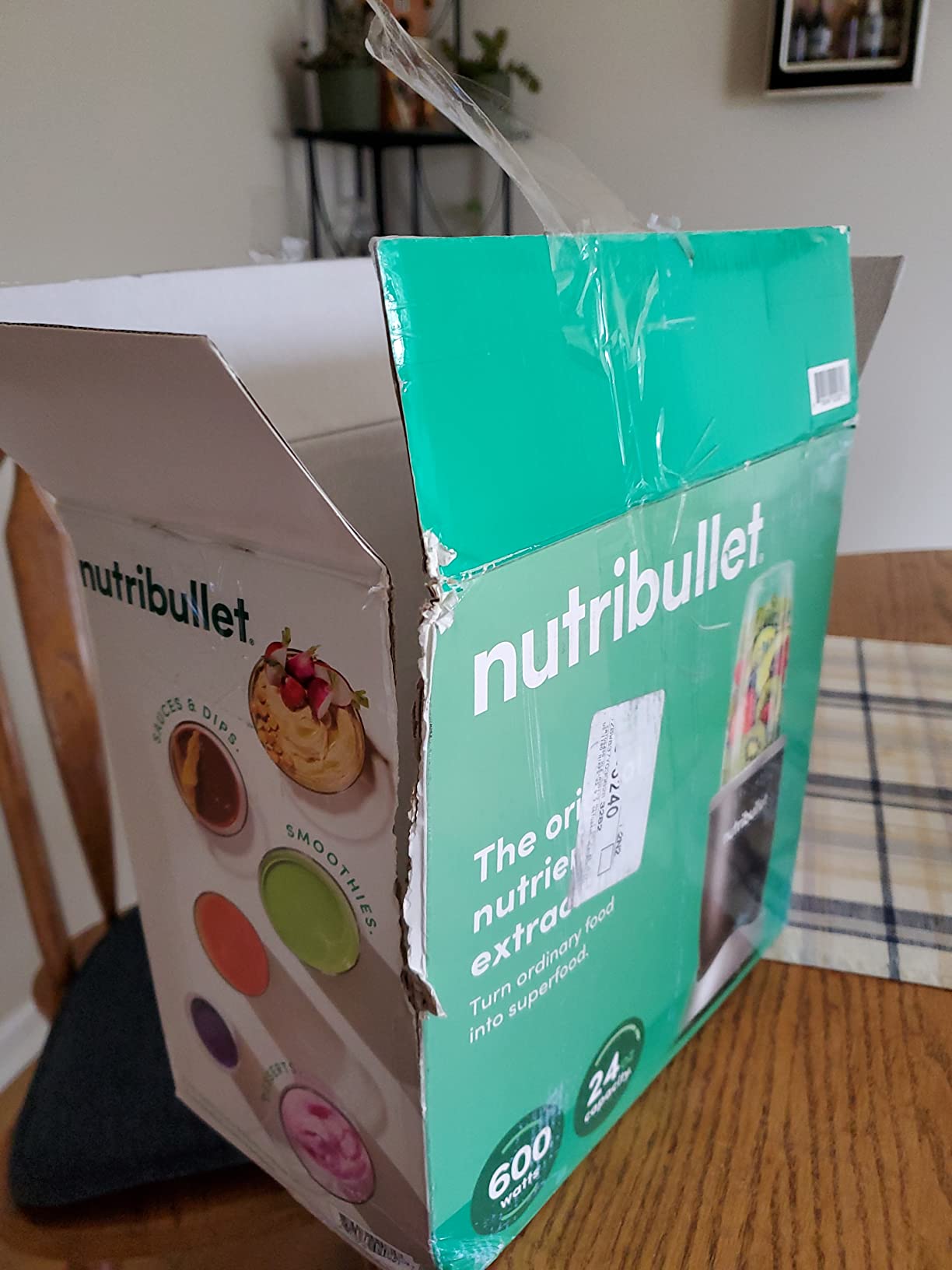Nutribullet Personal Blender, Shakes, Smoothies, Food Prep, and Frozen Blending, 24 Ounces, 600 Watt, Dark Gray, NBR-0601WM customer photo 2