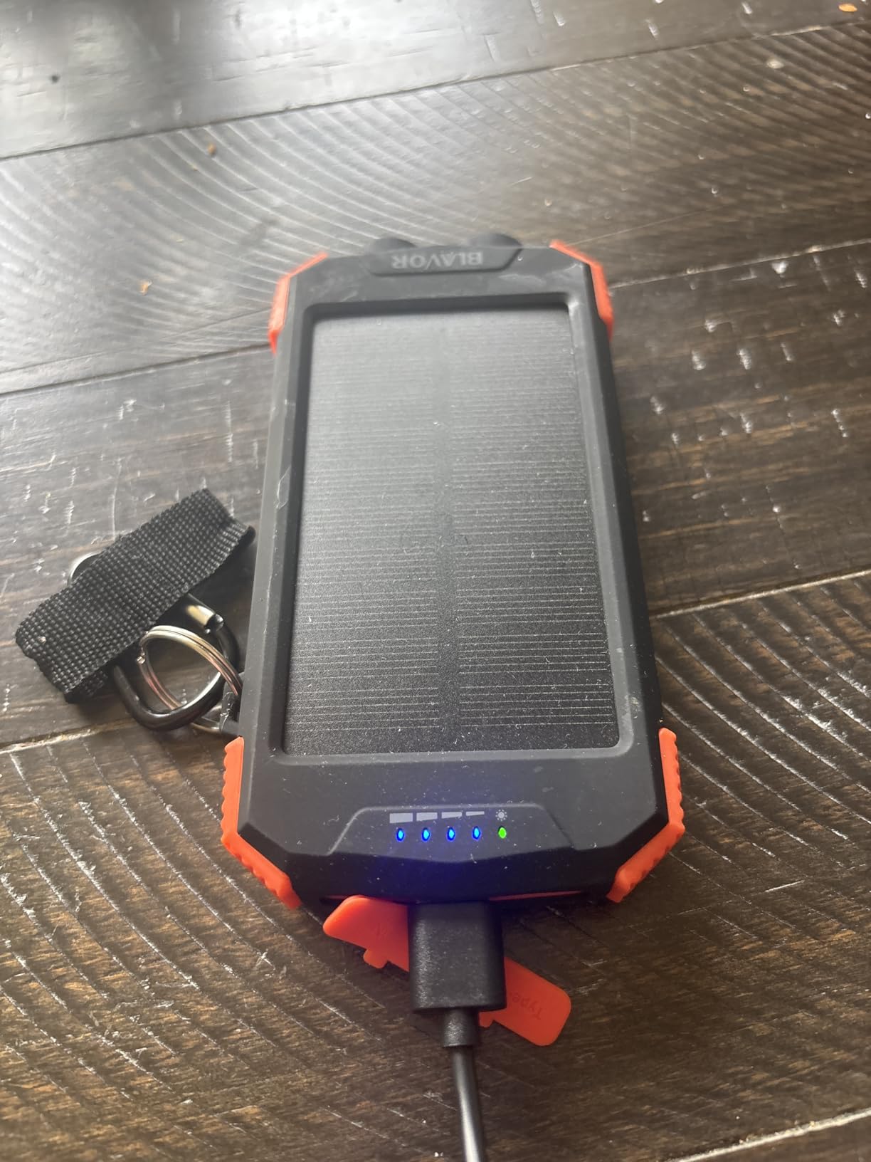BLAVOR Solar Power Bank 10,000mAh, Portable Wireless Charger, 20W Fast Charging External Battery Pack with USB C for Cell Phones, Solar Panel Charging with Dual Flashlight for Camping customer photo 2