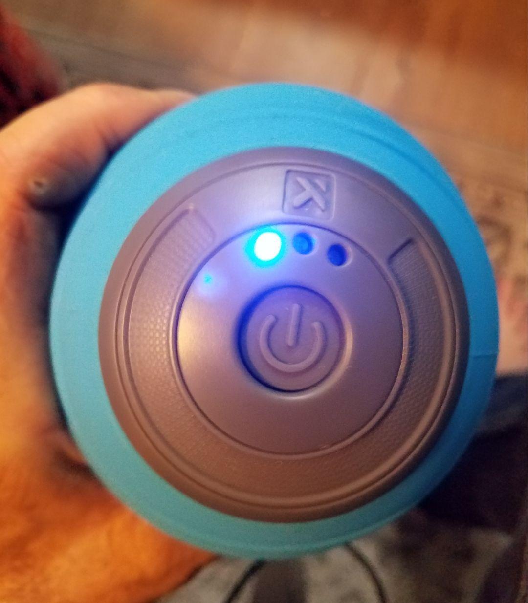 TriggerPoint CHARGE VIBE Three-Speed Ridged Vibrating Portable Foam Roller customer photo 2