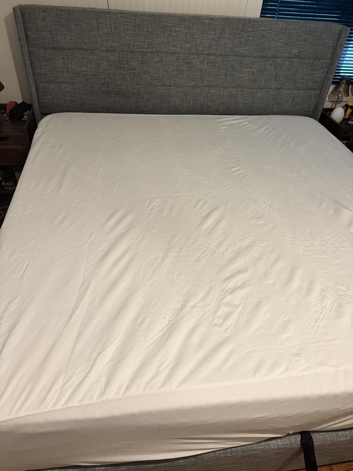 PlushDeluxe Bamboo Waterproof Mattress Protector, King Size, Ultra Soft | Breathable, Noiseless, Hypoallergenic, Washable, 76x80