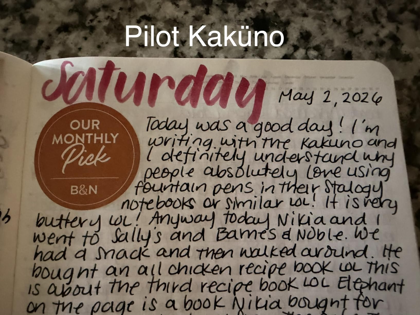 PILOT Kakuno Fountain Pen, Clear Barrel, Medium Nib 0.5mm - Beginner Fountain Pen, Hexagonal Barrel, Easy Hold customer photo 1