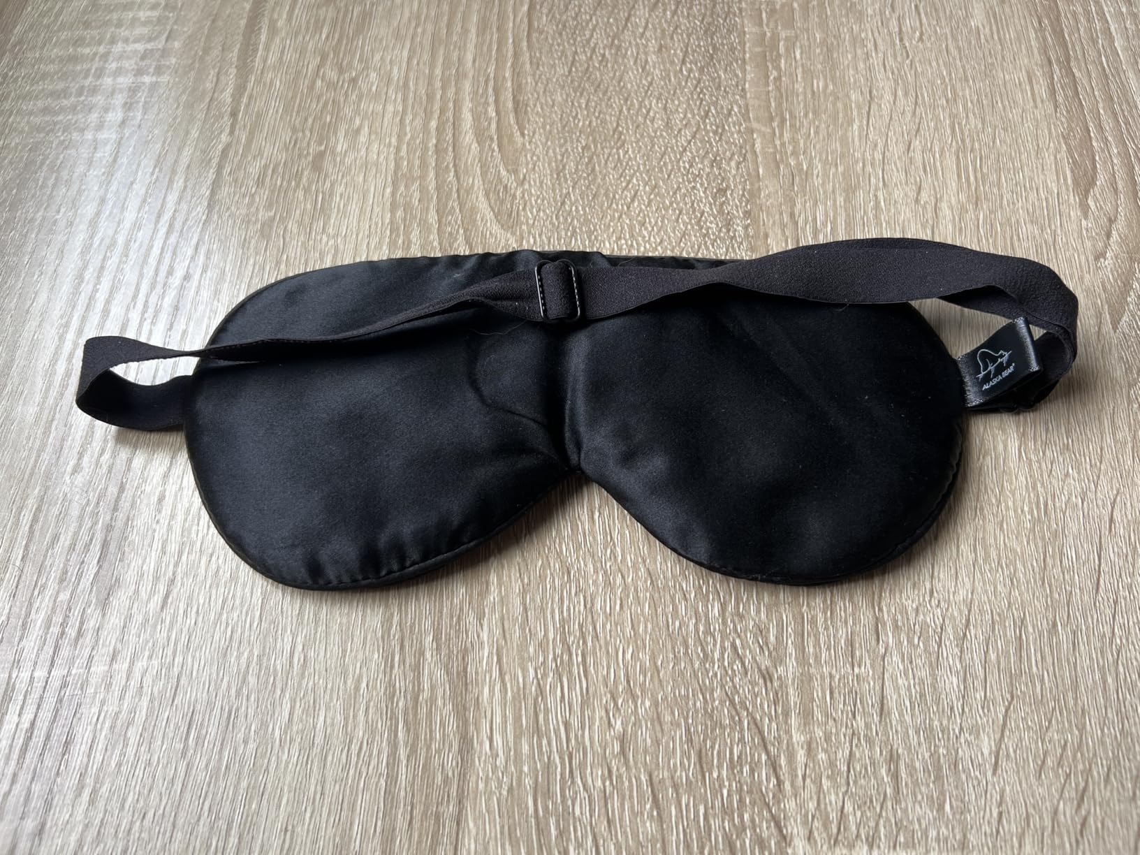 Alaska Bear Mulberry Silk Sleep Mask, Cool and Smooth (Original Black) customer photo 1