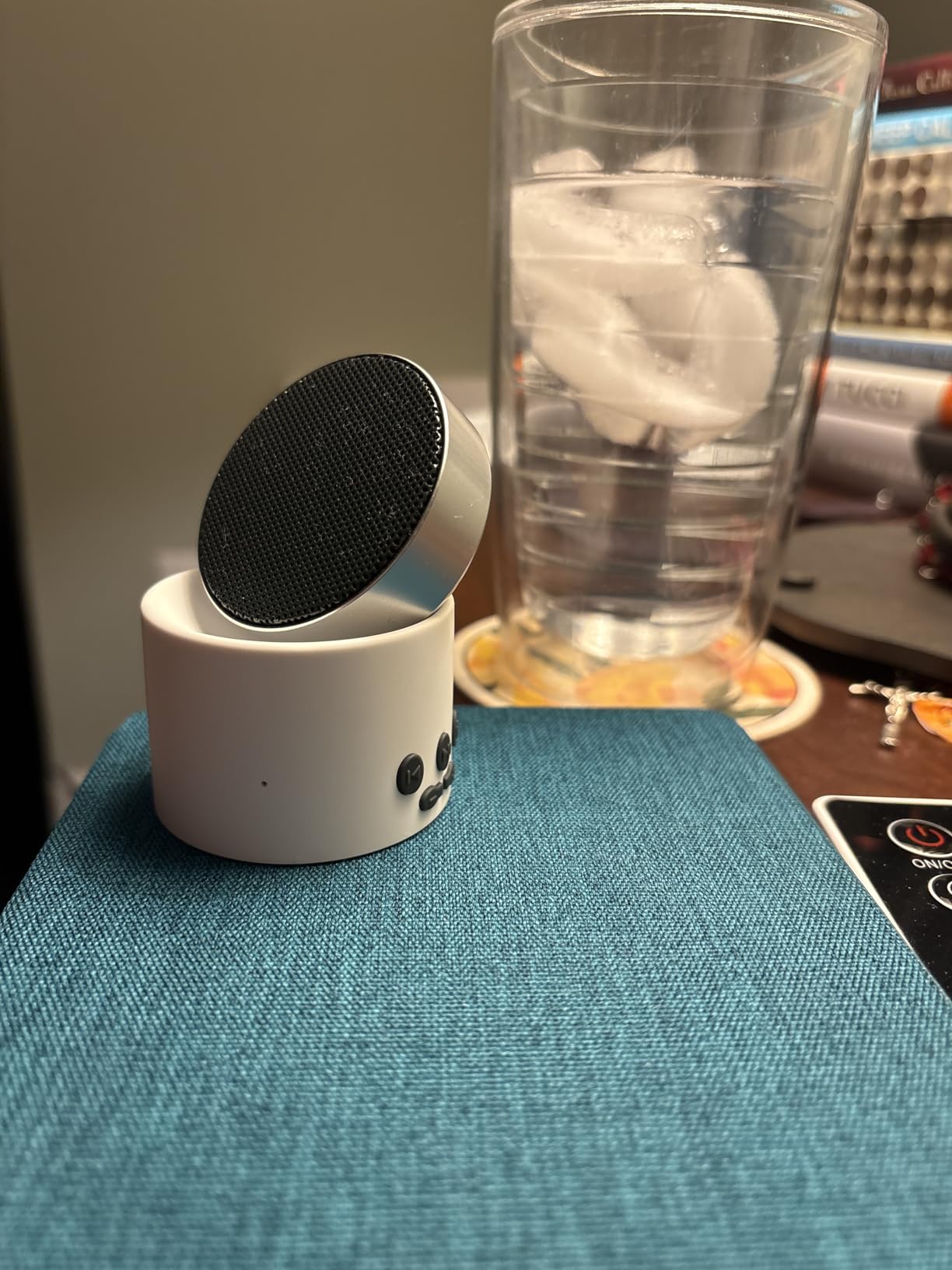 Adaptive Sound Technologies LectroFan Micro 2 White Noise Machine, White | Portable Bluetooth Speaker and White Noise Machine, a Compact Sound Machine for Travel with 11 Non-Looping Sounds customer photo 2