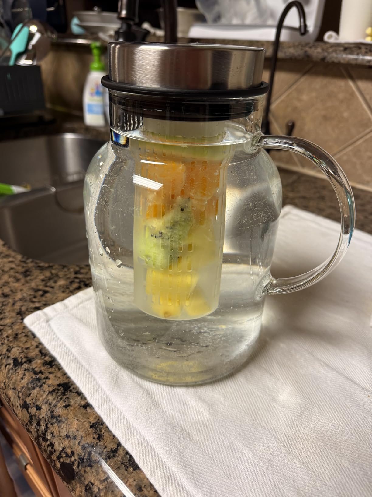 Glass Water Pitcher, Fruit Infuser Pitcher with Removable Lid, High Heat Resistance Infusion Carafe for Hot/Cold Water, Flavor-Infused Beverage & Iced Tea - 2 Qt customer photo 2