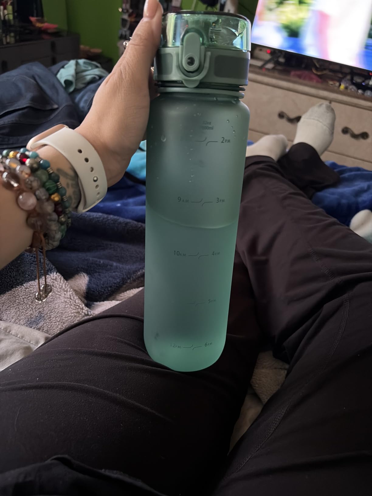 Hydracy Motivational Water Bottle with Time Marker & Fruit Infuser 32 oz | BPA-Free Tritan, Leakproof Flip-Top Lid, No-Sweat Sleeve, Carry Strap, Daily Intake Tracking for Gym, Sports, Outdoors customer photo 1