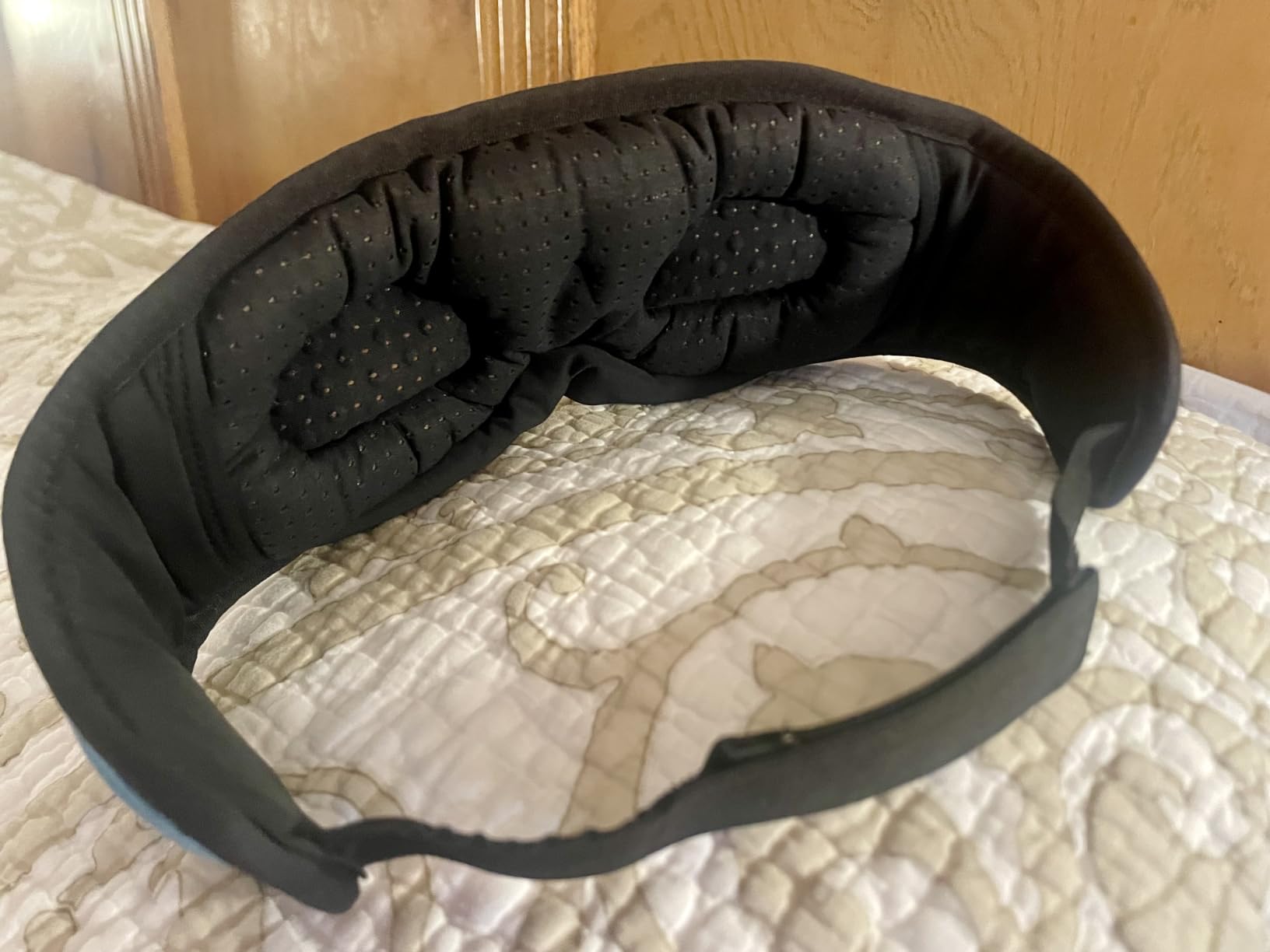 MUSICOZY Bluetooth 5.4 Sleep Headphones Sleeping Eye Mask Earbuds Headband, HD Stereo Sound, Blackout Washable Design customer photo 1
