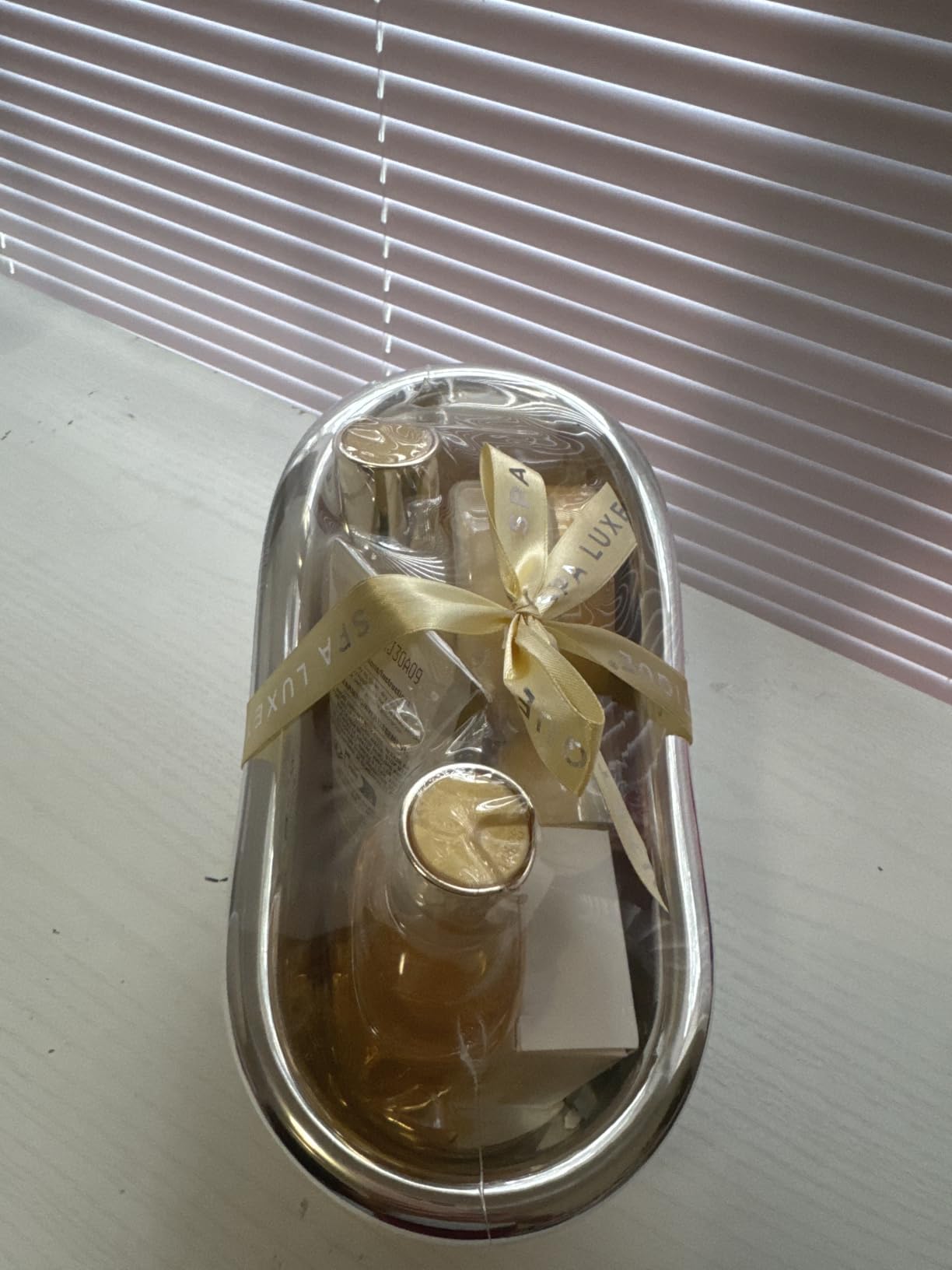 Gift Baskets for Women, Spa Luxetique 8 Pcs Vanilla Birthday Bath and Body Set, Self Care Kit for Her, Including Bubble Bath, Shower Gel, Body Lotion Christmas Gifts for Mom customer photo 2
