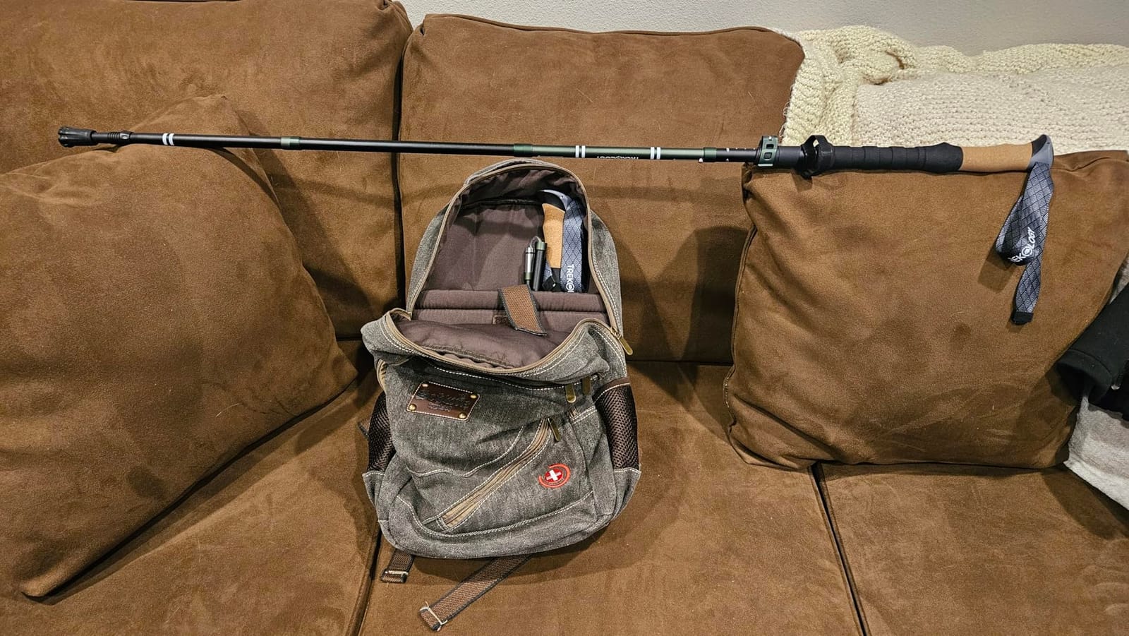 Trekology Trek-Z Cork Grip Collapsible Lightweight Hiking Trekking Poles customer photo 1
