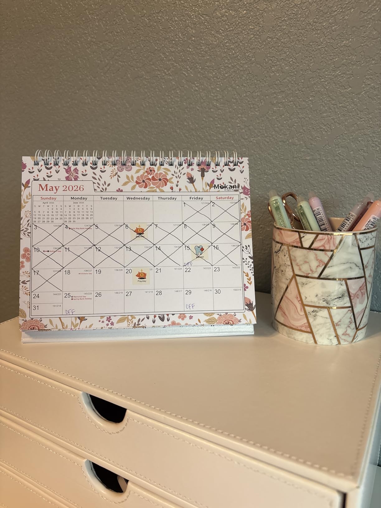 Small Desk Calendar 2026-2027, Mokani Standing Desktop Calendar (Jul.2026-Dec.2027), 18 Months Academic Flip Calender with Stickers & US Holidays Marked (8
