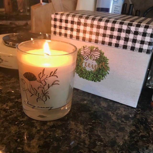 'In Loving Memory' Remembrance Candle Sympathy Gift | Memorial Candle to Light in Memory of a Loved One, Vanilla Fragrance customer photo 2
