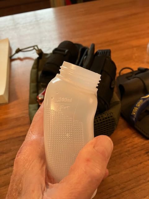 SPIbelt Running Water Bottle, H2O Hydration Companion, 8oz BPA-Free Sports Water Bottle, No Bounce, Leak-Proof Design, Clips to Running Belts or Shorts, Lightweight Fitness Water Bottle customer photo 1