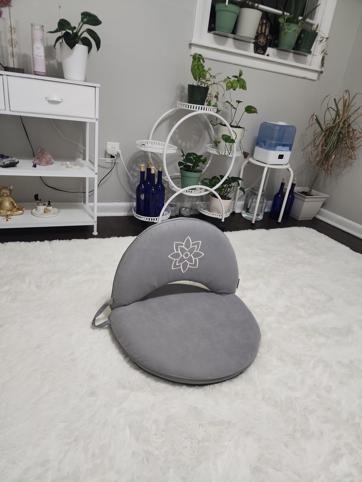 Mindful Modern Meditation Chair | Adjustable Floor Chair with Back Support | Padded Floor Seat for Posture Support and Comfort | Portable Folds Flat for Storage | Indoor/Outdoor Use | Stone Black customer photo 1