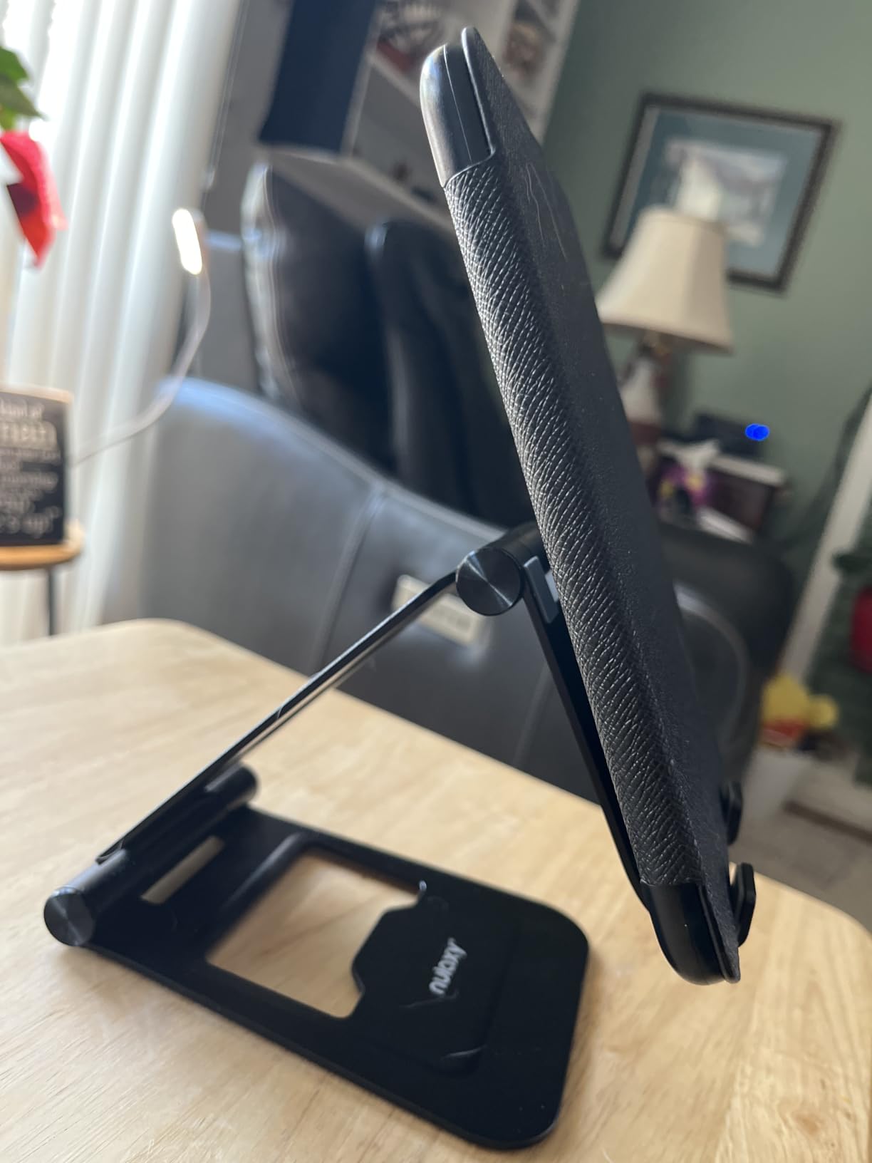 Nulaxy Aluminum Dual Foldable iPad Stand, Fully Adjustable Desktop Tablet Holder, Tablet Accessories for Office Kindle Compatible with Mobile Devices iPad Pro/Air/Mini, iPhone Pro/Max/Plus, Black customer photo 1