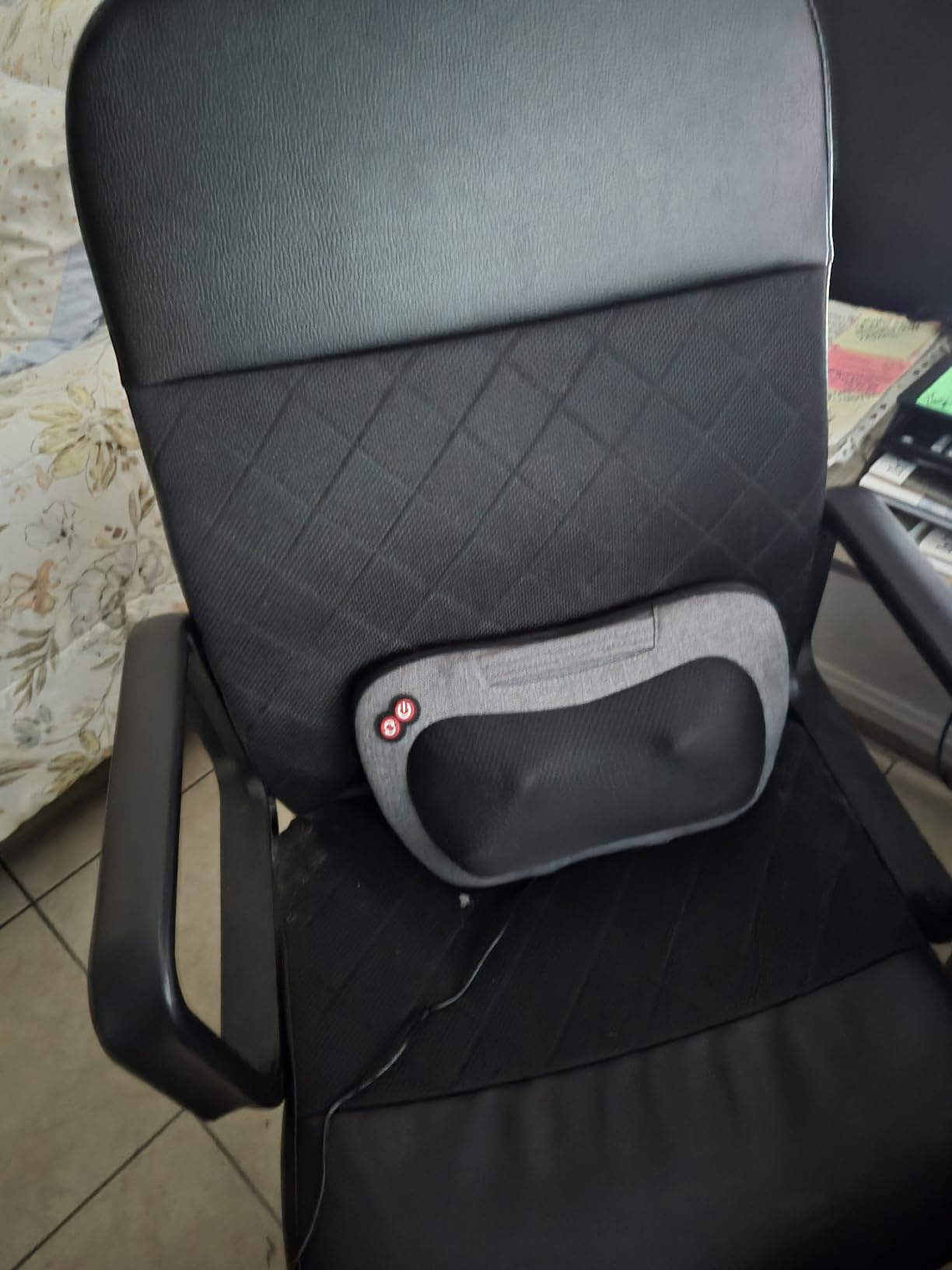 VIKTOR JURGEN Shiatsu Back Massager with Heat - Deep Tissue Massage for Neck, Shoulder, Back Pain Relief customer photo 1