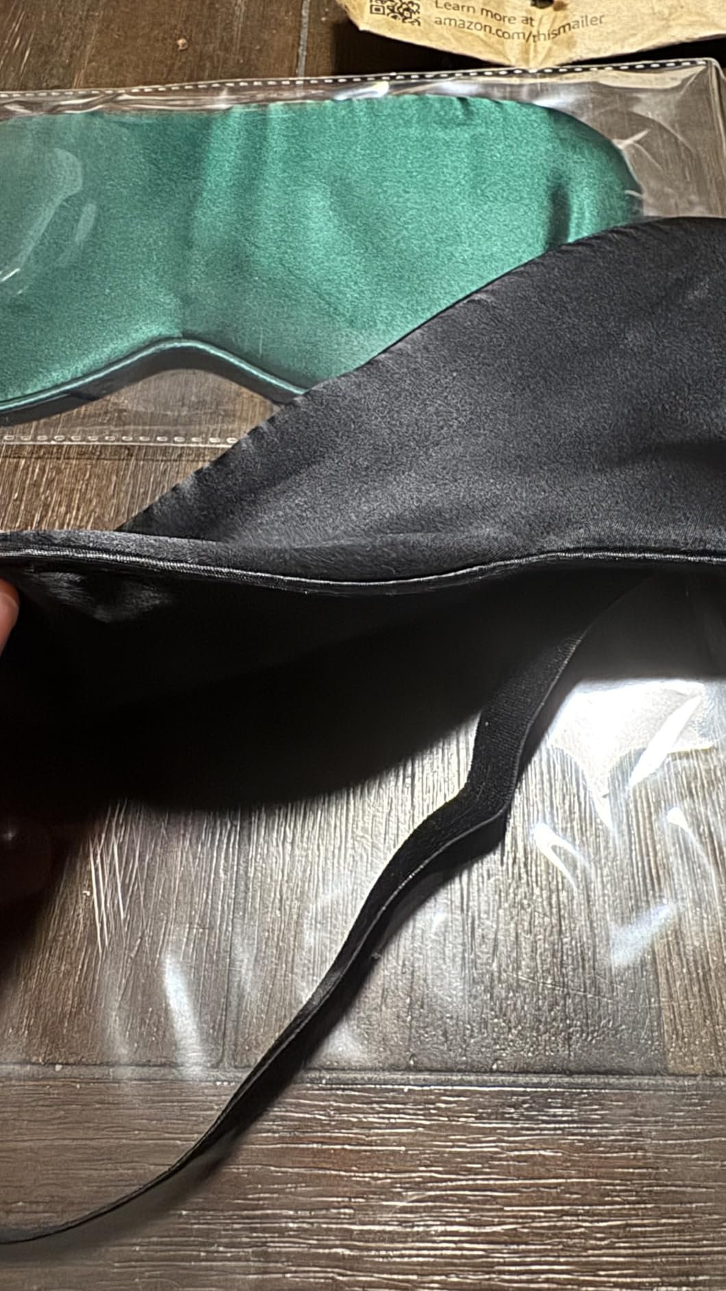 BeeVines 100% Mulberry Silk Sleep Mask, Light Blocking Eye Masks (2 Packs) customer photo 2