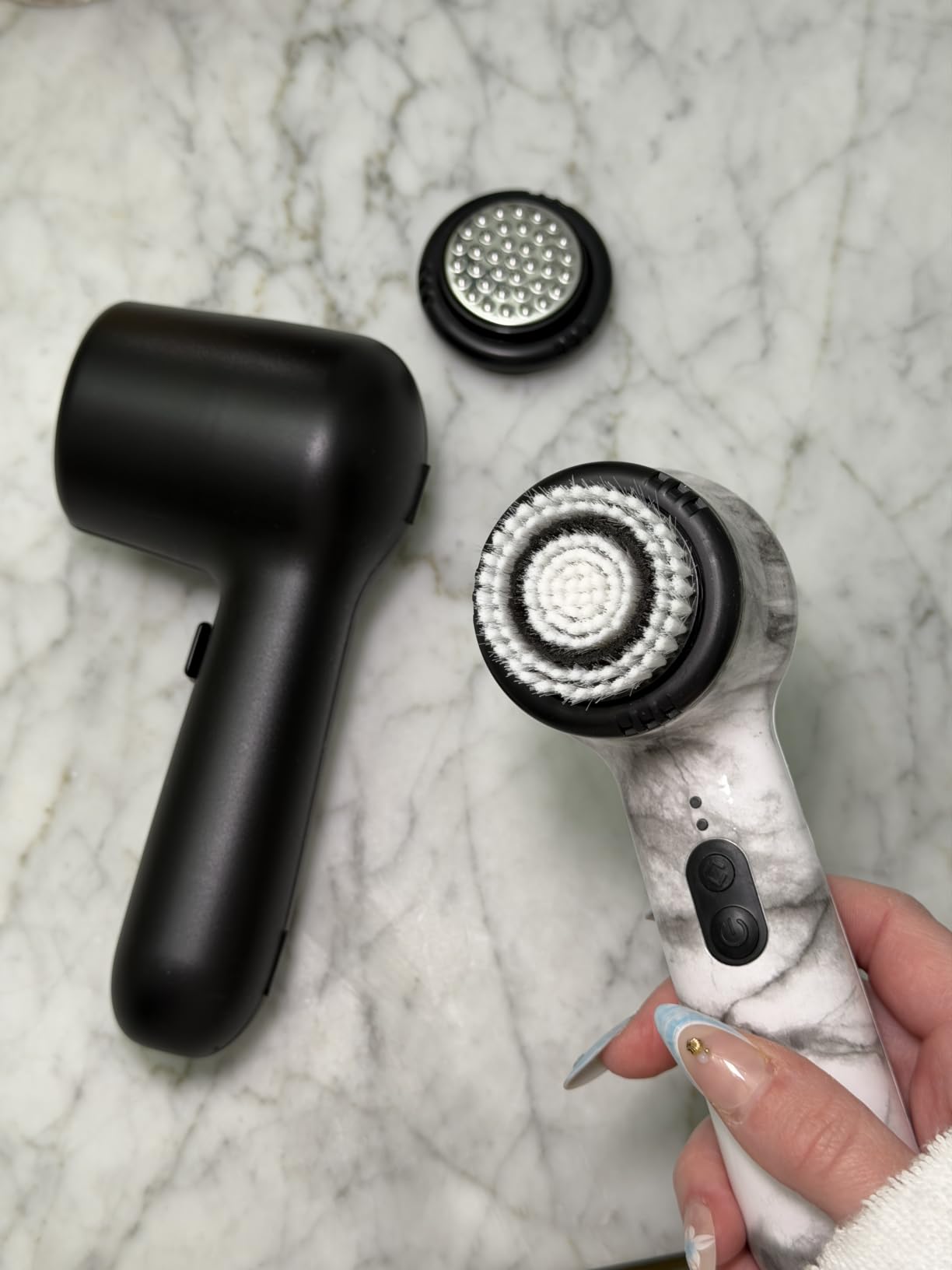 Michael Todd Beauty Soniclear Sonic Facial Cleansing Brush, Antimicrobial Protected, 4 Speeds, Serum Infusion Head customer photo 2