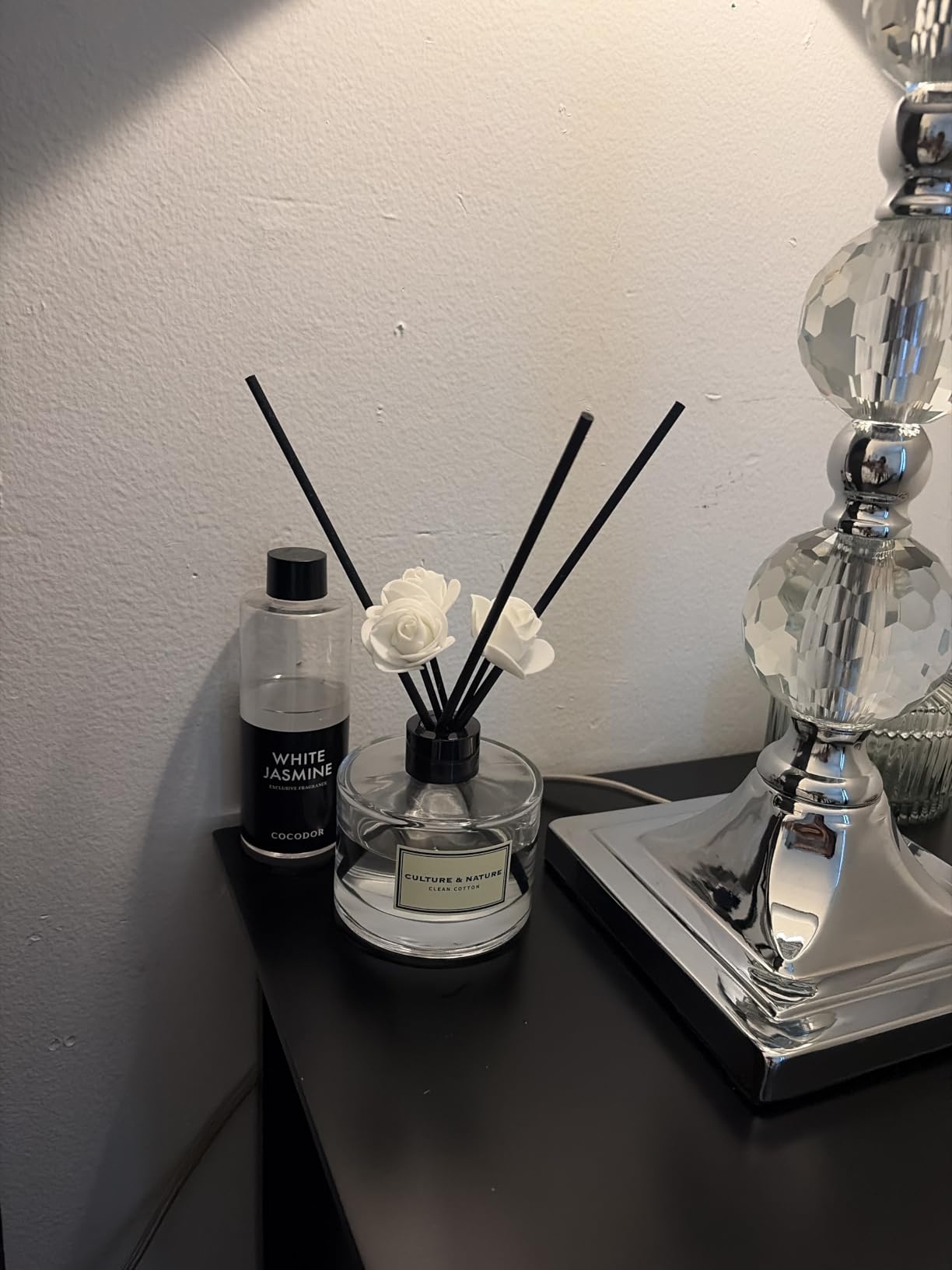 CULTURE & NATURE Reed Diffuser Set 6.7oz (200ml) Clean Cotton Scented Diffuser with Sticks Home Fragrance Reed Diffuser for Bathroom Shelf Decor customer photo 2