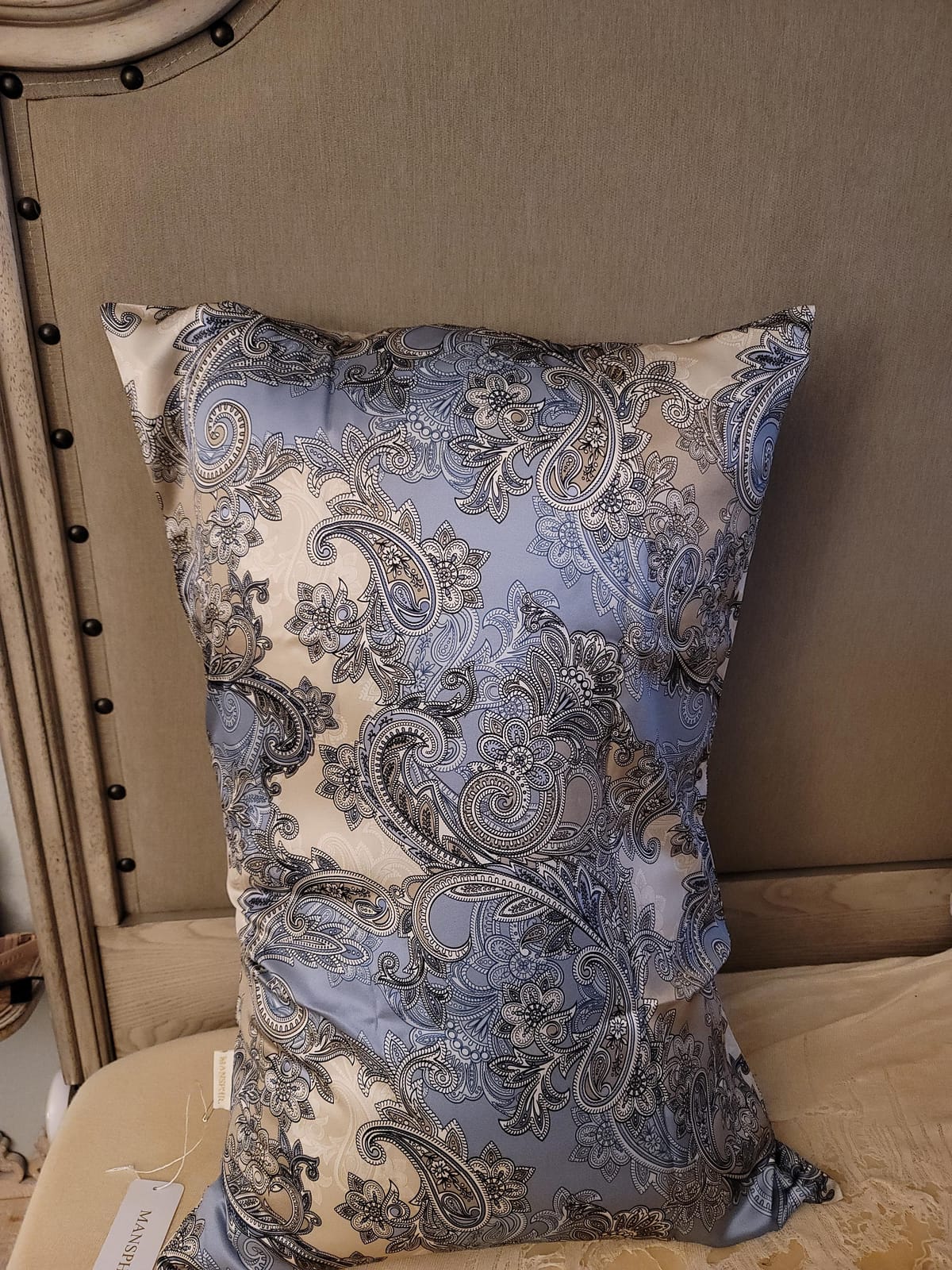 MANSPHIL Navy Blue Galaxy Mulberry Silk Pillowcase Queen Size, Print Pattern, 22 Momme 100% Silk Pillow Cases Cover Zipper Closure, 20