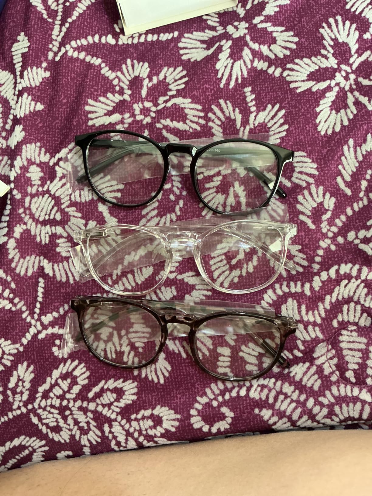 IBOANN Chic & Comfy Blue Light Glasses for Women - 3-Pack Round Frames, Screen-Ready Style with UV Protection Coating customer photo 2