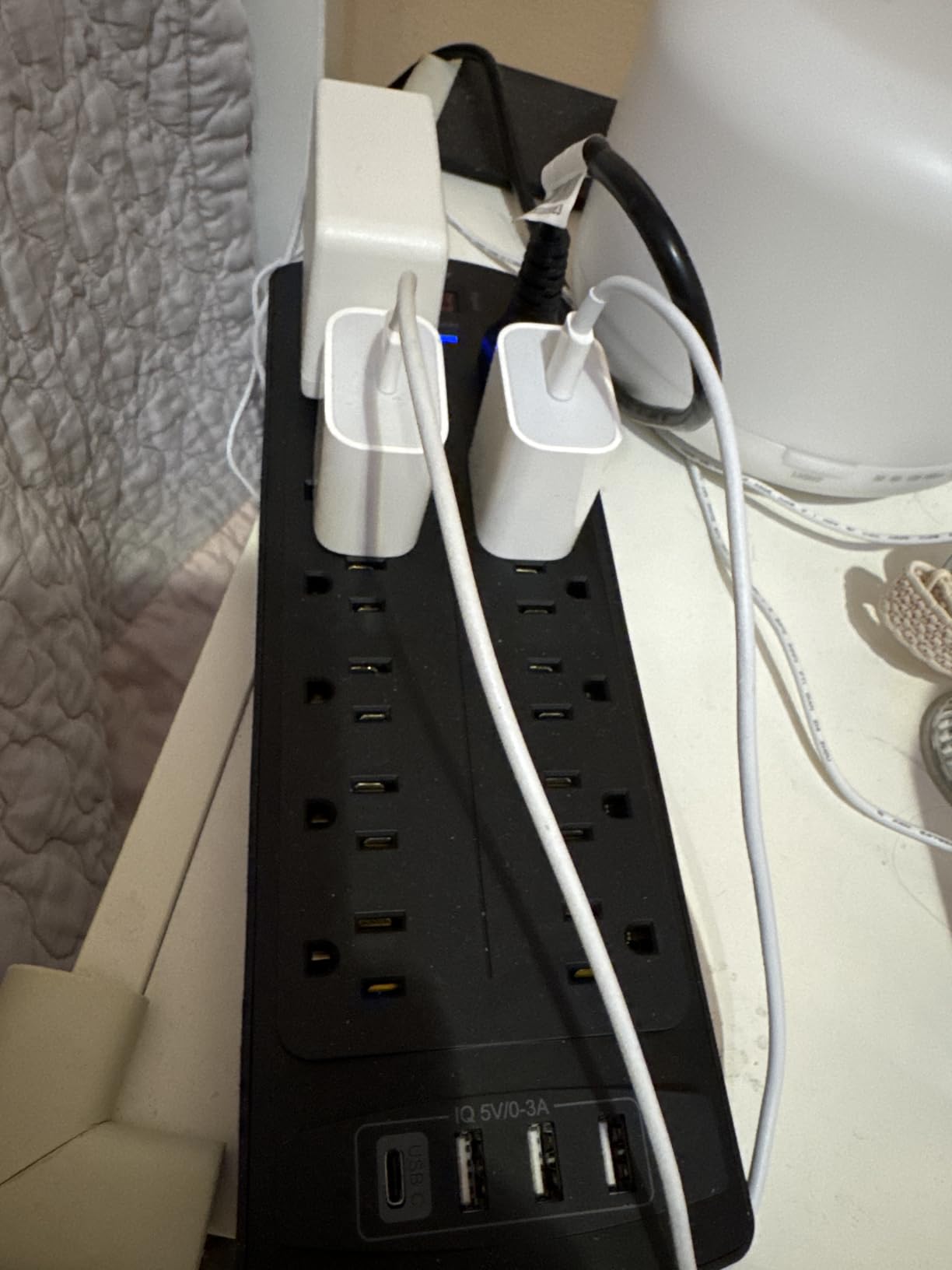 ALESTOR 6 Ft Surge Protector Power Strip with 12 Outlets and 4 USB Ports customer photo 2