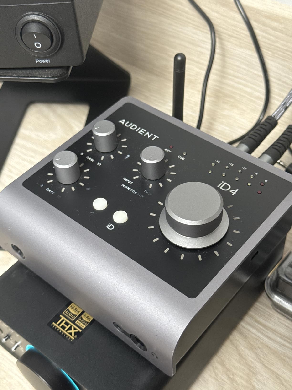 Audient Audio Interface iD4 MKII, Class A Console Microphone Preamp customer photo 2