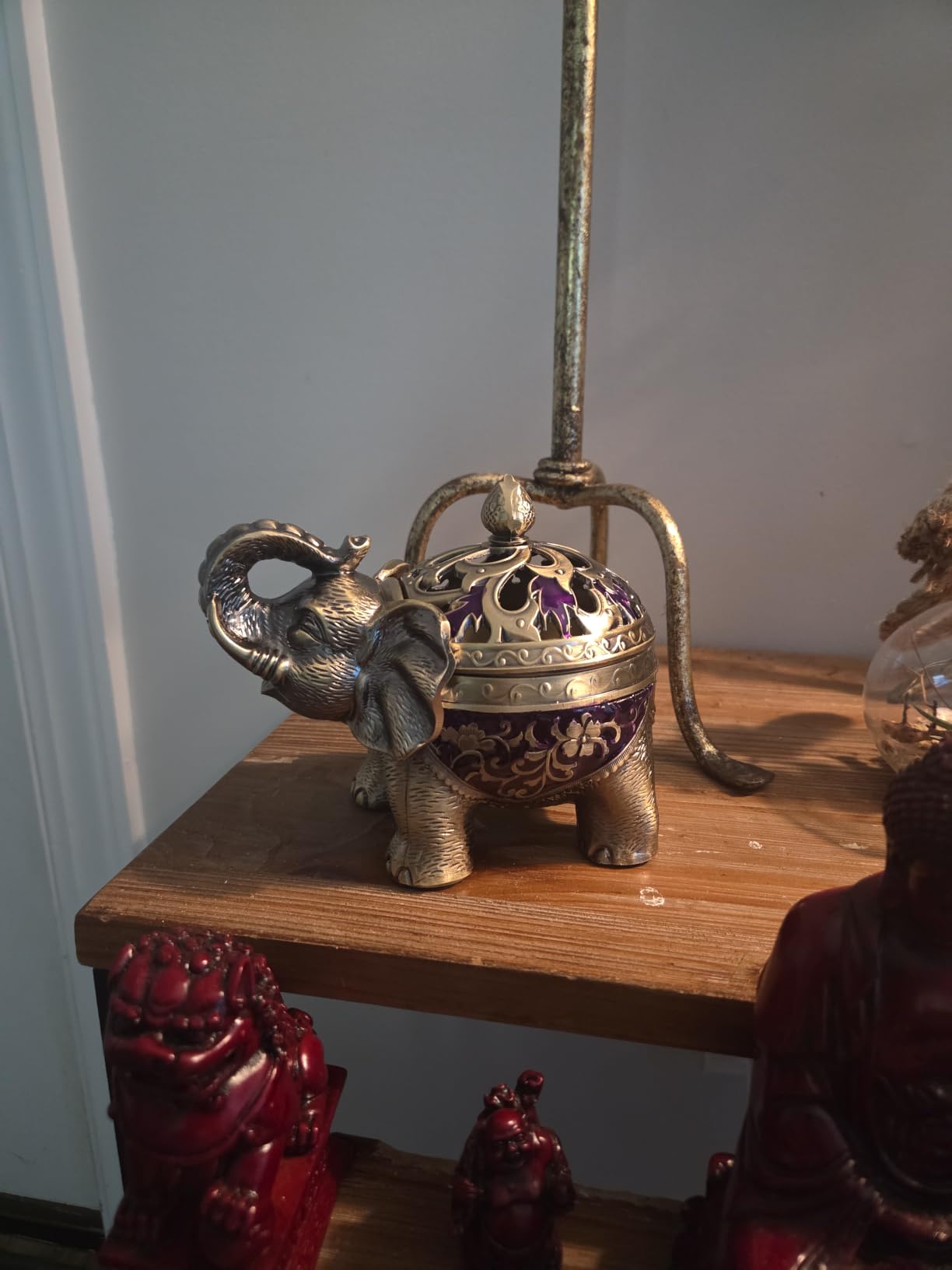 Hourwof Metal Elephant Incense Holder, Vintage Cone Coil Incense Burner with Lid, Ash Catcher, Aromatherapy Ornament Home Office Decor, Bronze customer photo 1