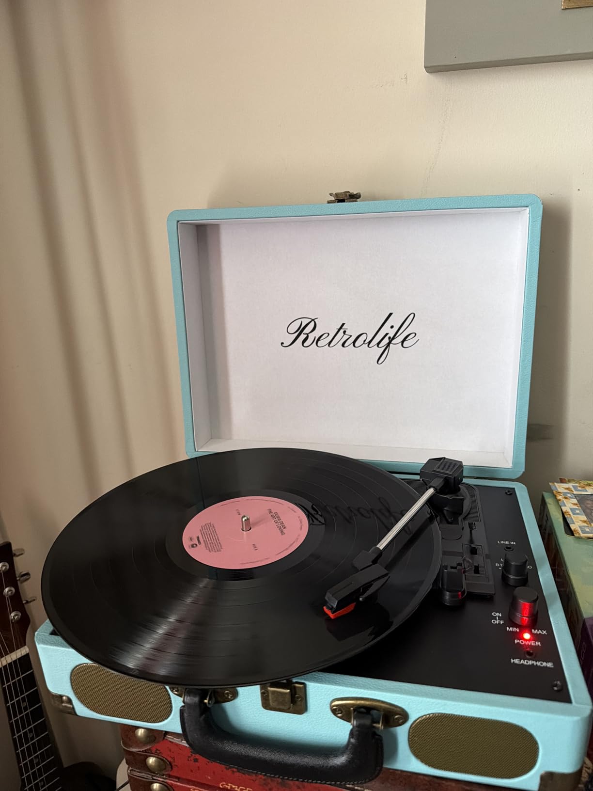 Retrolife® Vinyl Record Player with Speakers, Bluetooth Vinyl Player-Black customer photo 1